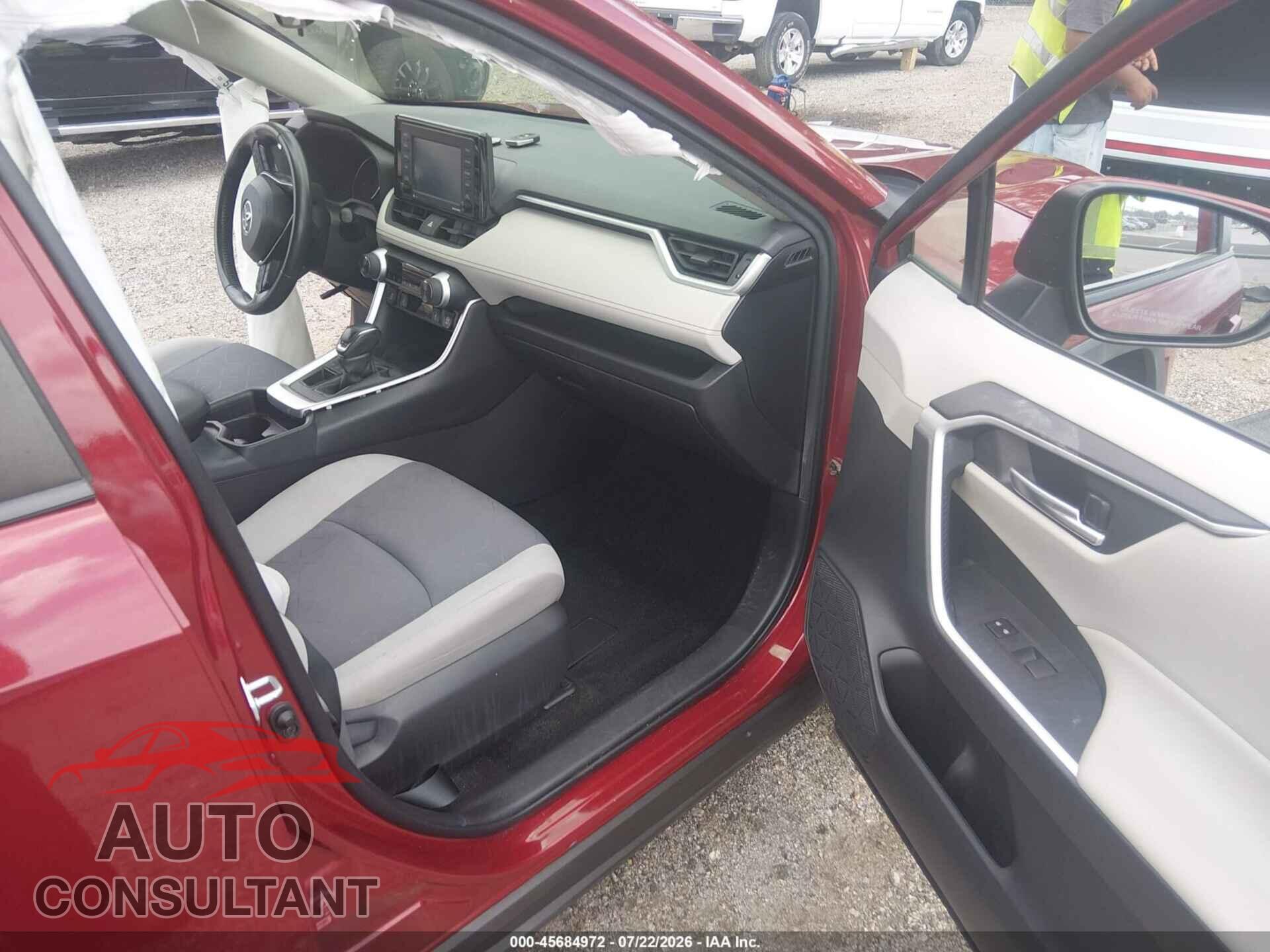 TOYOTA RAV4 2021 - JTMP1RFV4MD073602