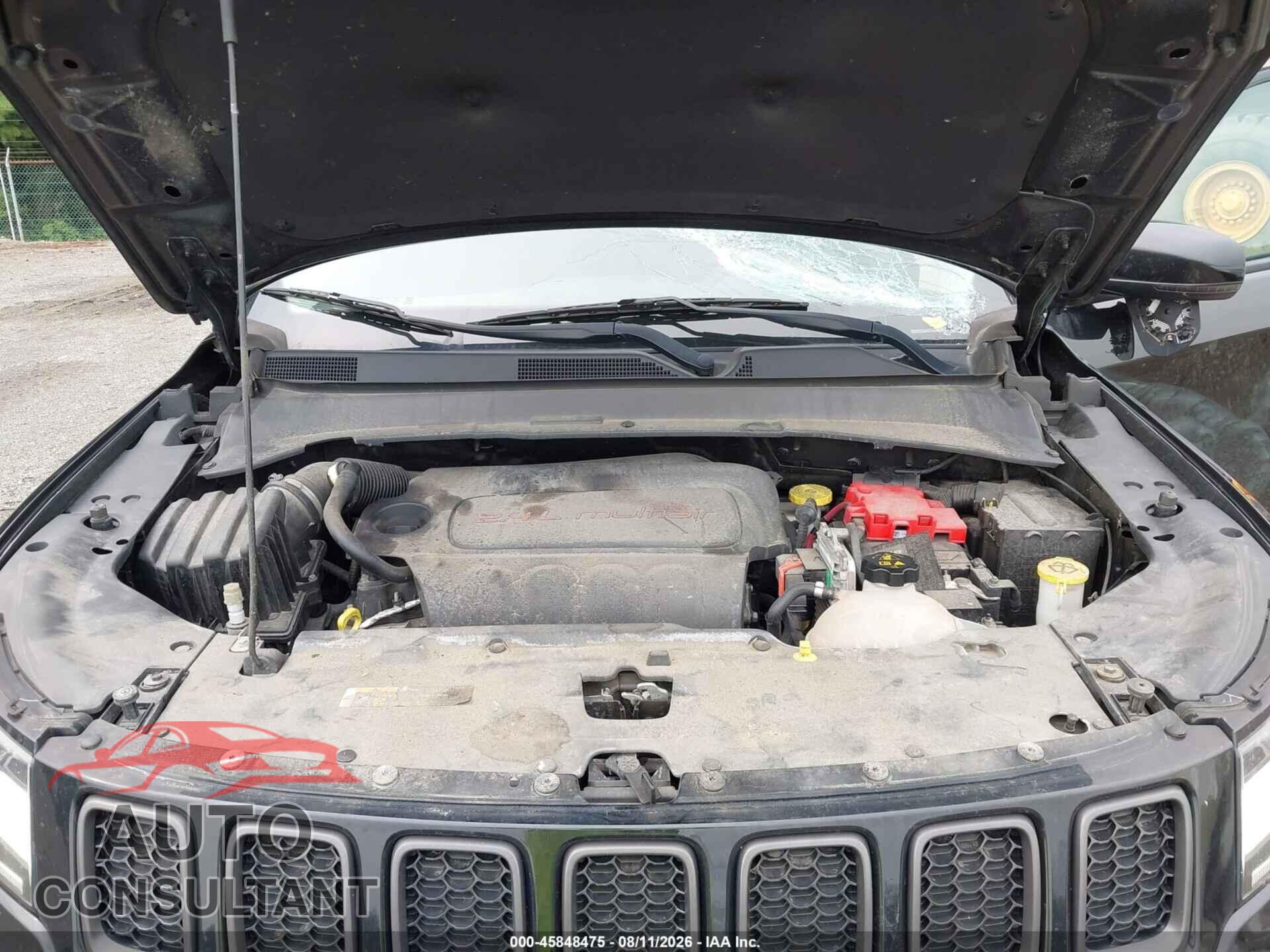 JEEP COMPASS 2019 - 3C4NJDCB8KT690769