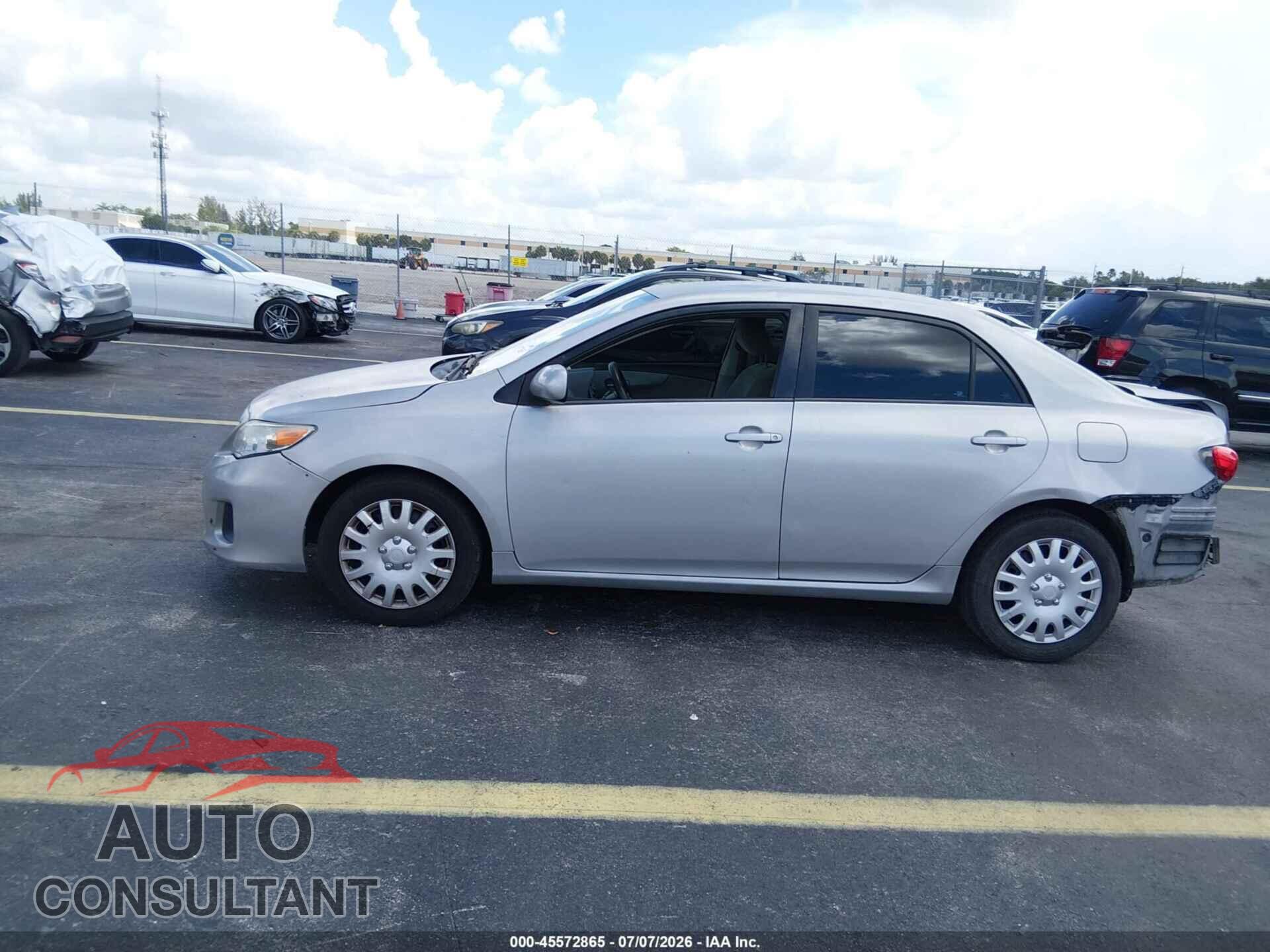 TOYOTA COROLLA 2012 - 2T1BU4EEXCC834733