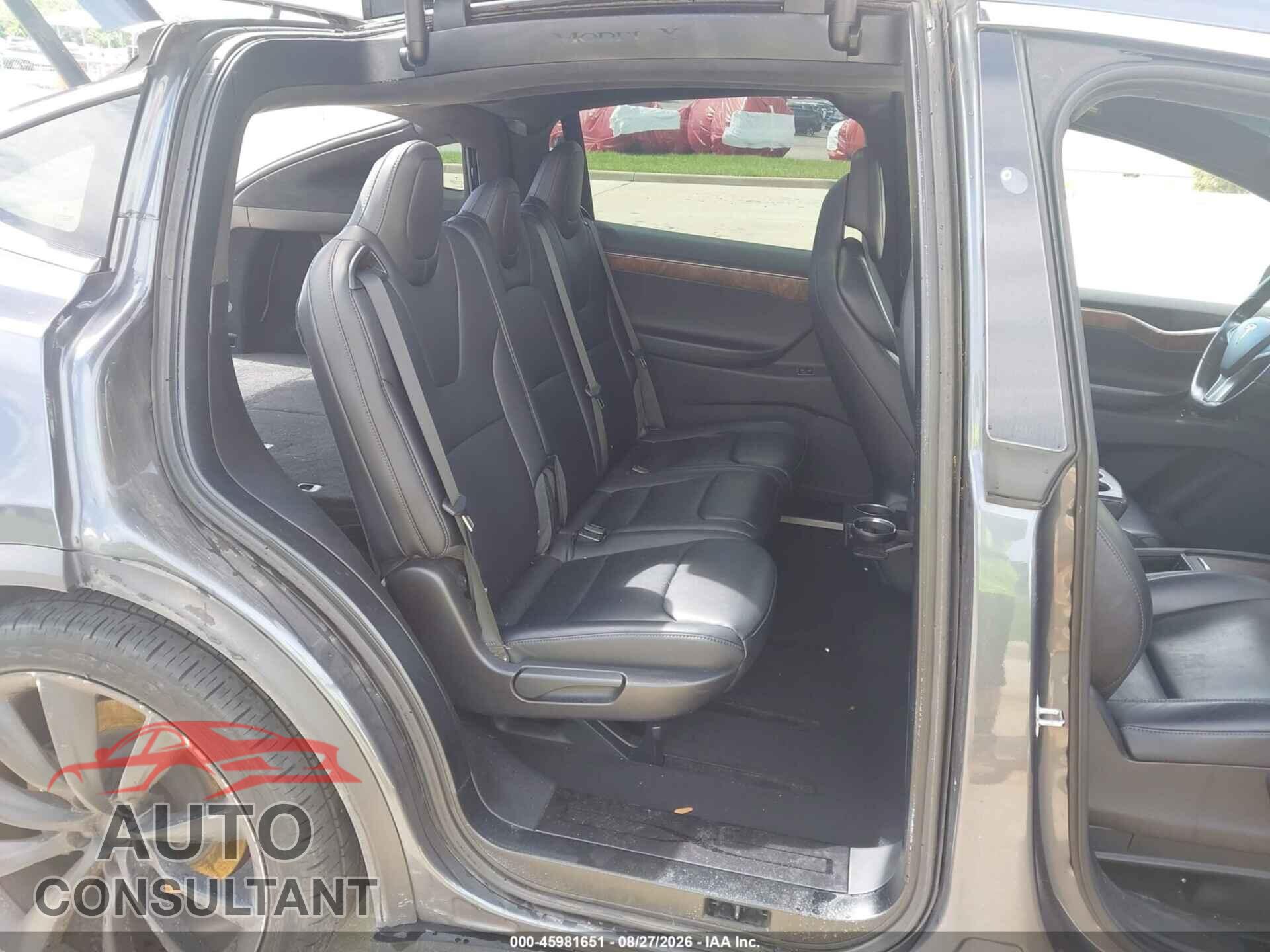TESLA MODEL X 2017 - 5YJXCAE25HF061024