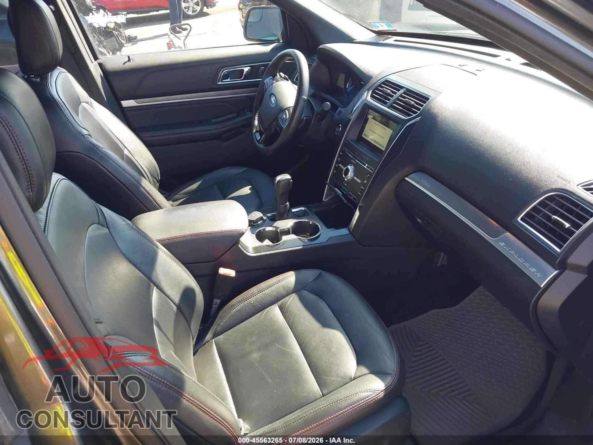 FORD EXPLORER 2018 - 1FM5K8GT0JGB96508