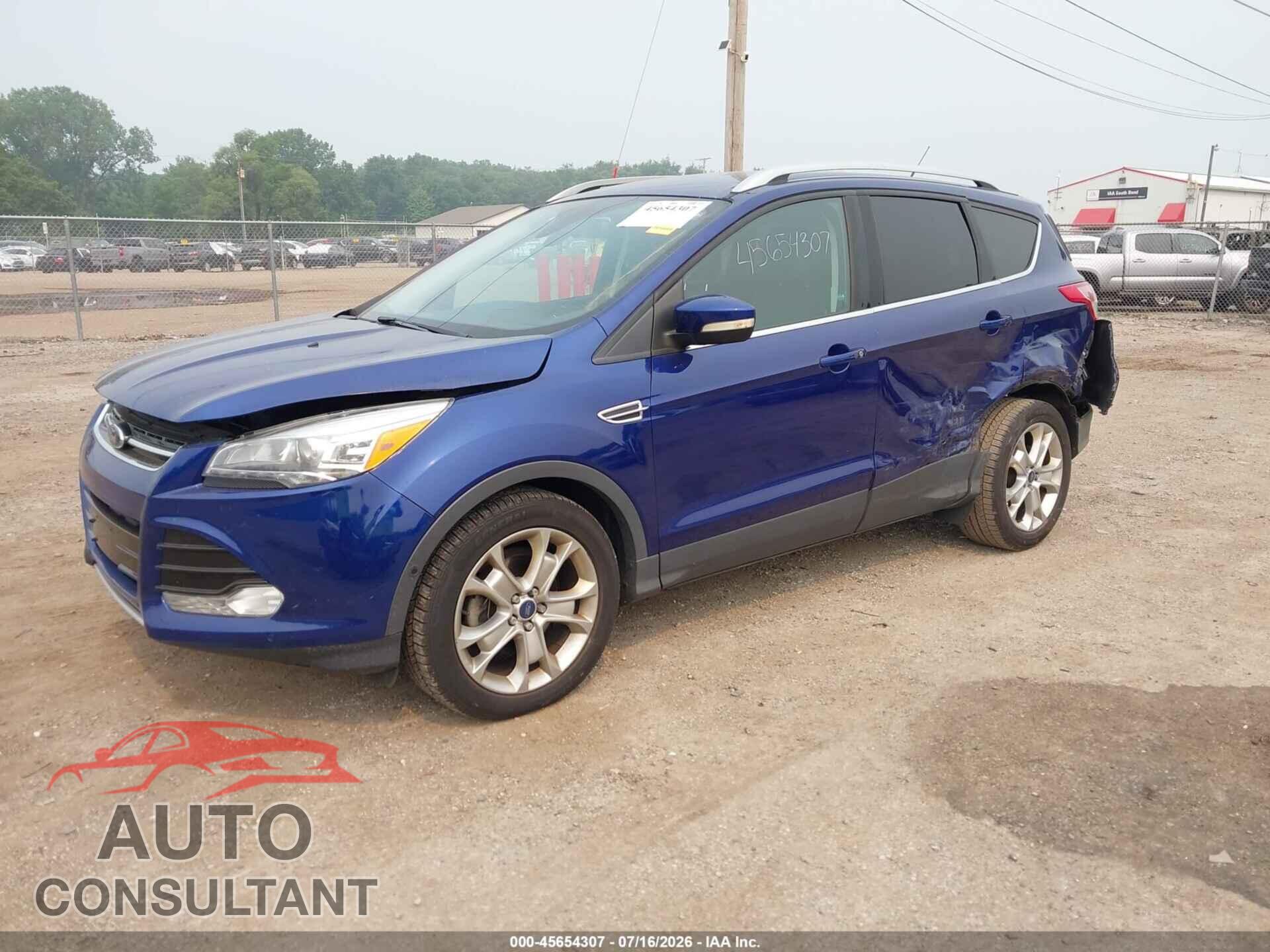 FORD ESCAPE 2015 - 1FMCU0JX8FUB80239