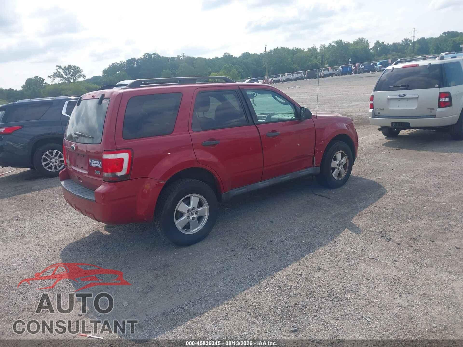 FORD ESCAPE 2011 - 1FMCU0DG9BKA78367