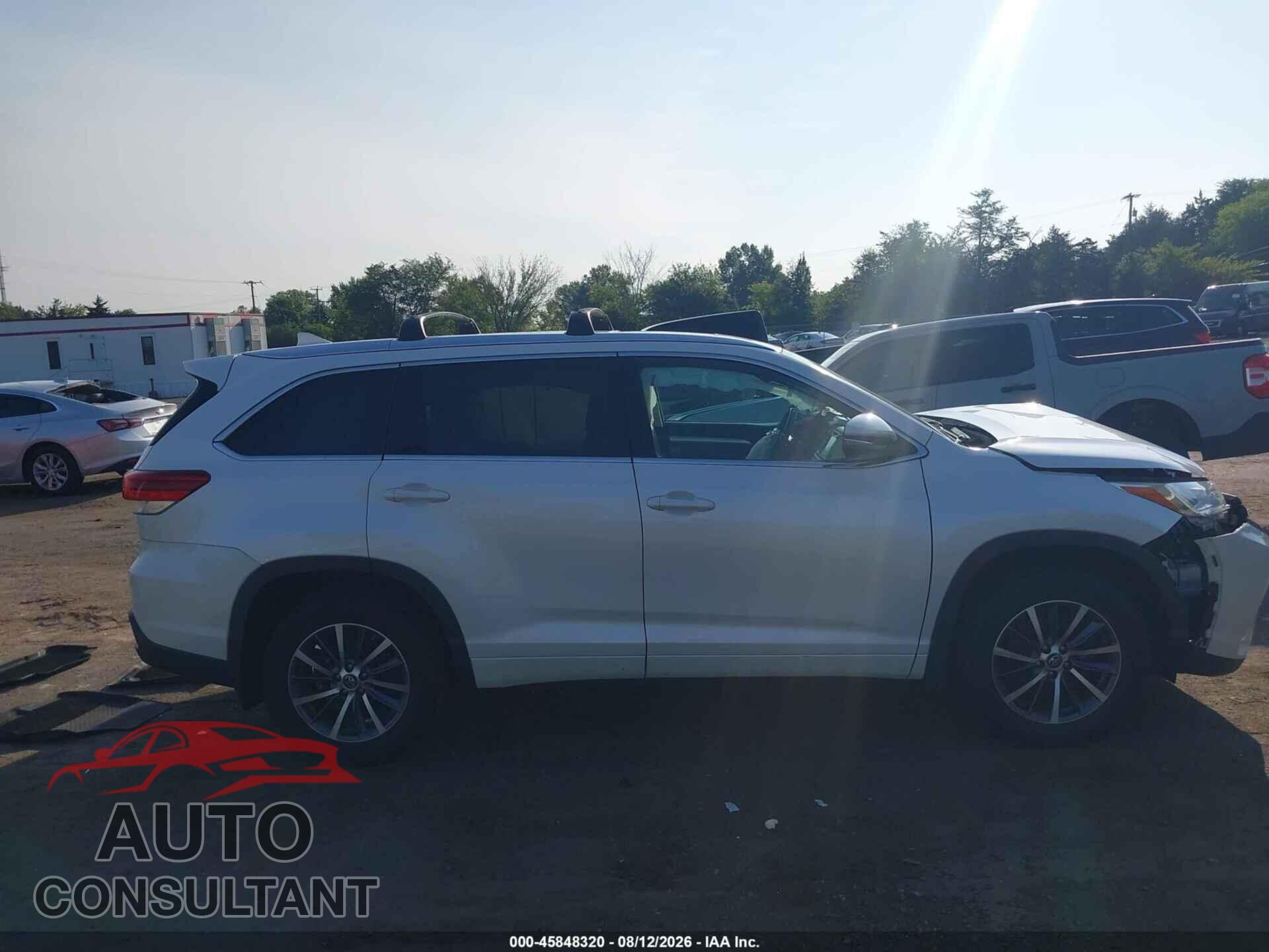 TOYOTA HIGHLANDER 2017 - 5TDJZRFH2HS458529