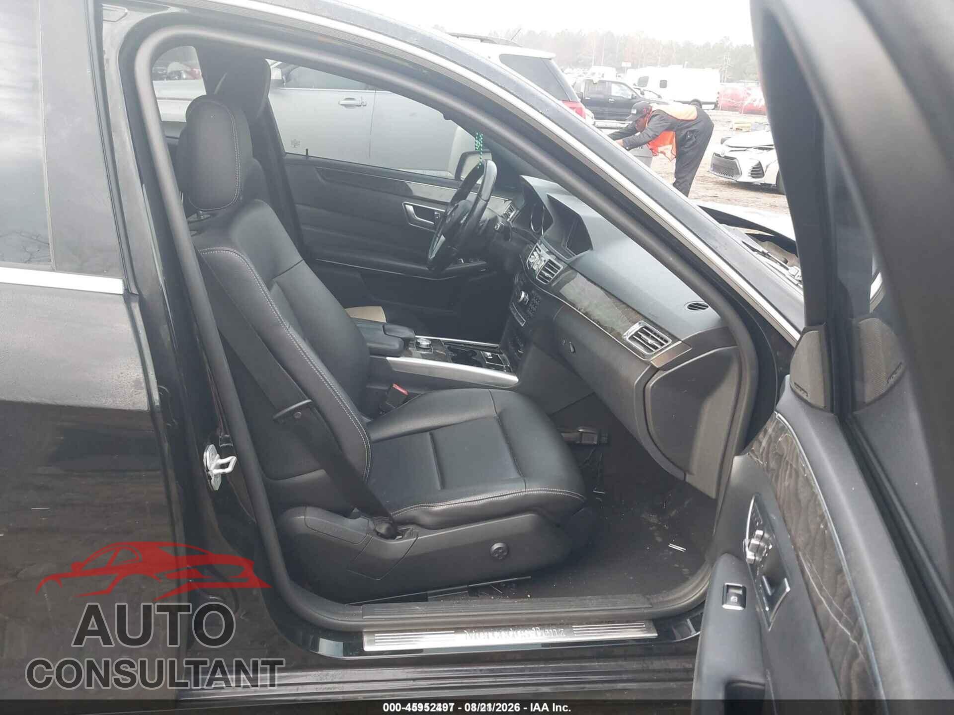 MERCEDES-BENZ E 350 2014 - WDDHF5KB2EB030101