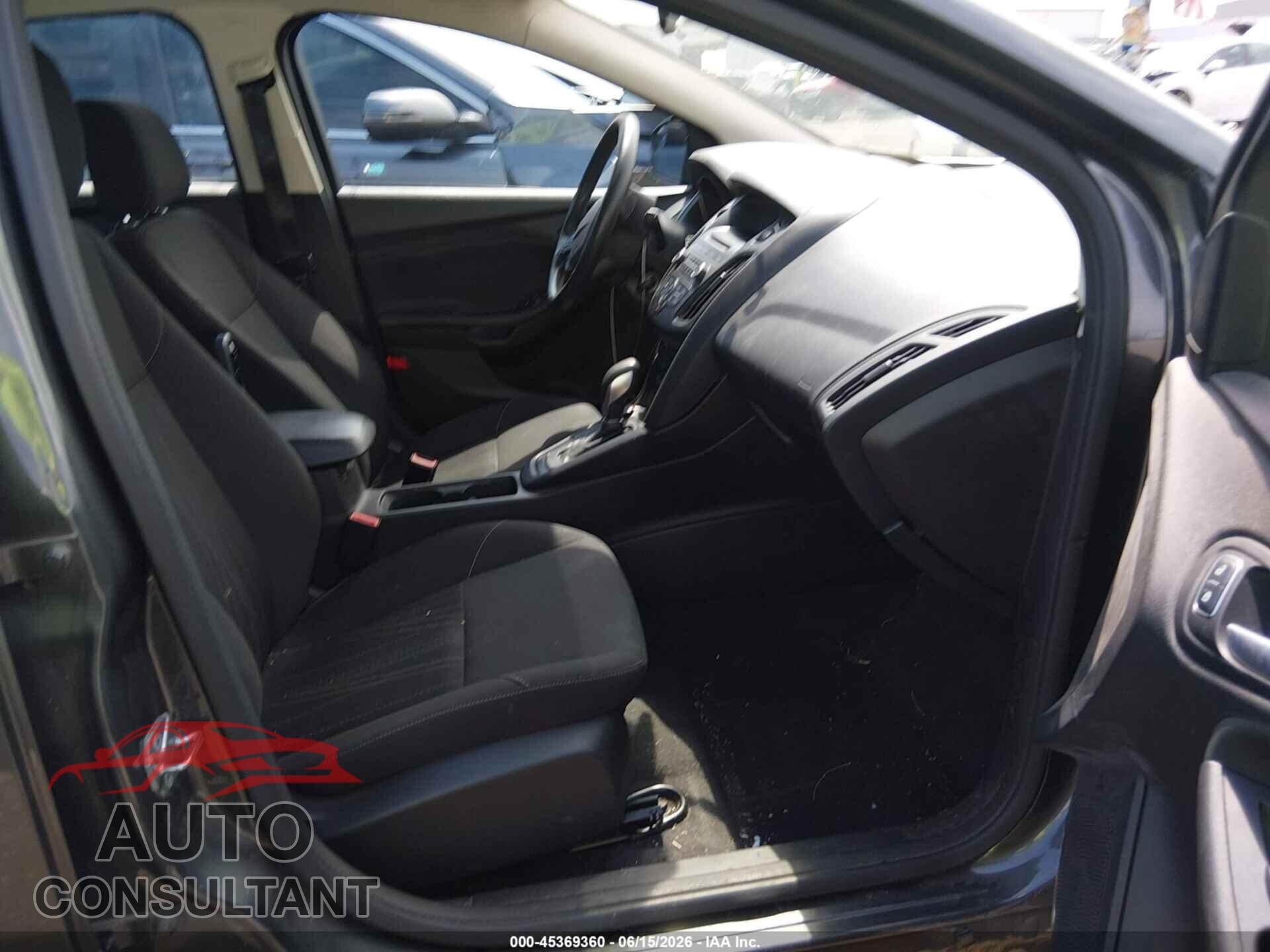 FORD FOCUS 2017 - 1FADP3FEXHL229769