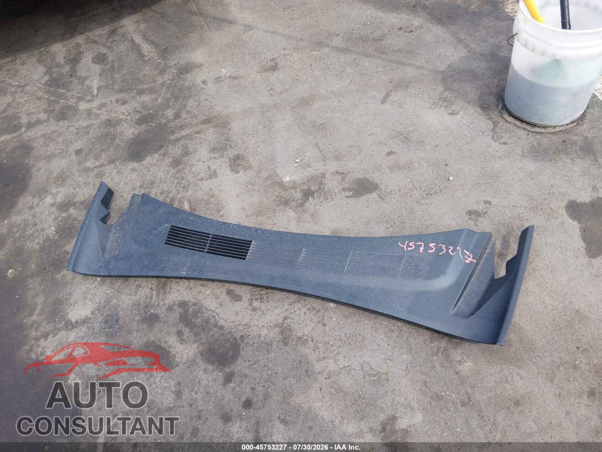 TESLA MODEL 3 2025 - 5YJ3E1EA3SF953232