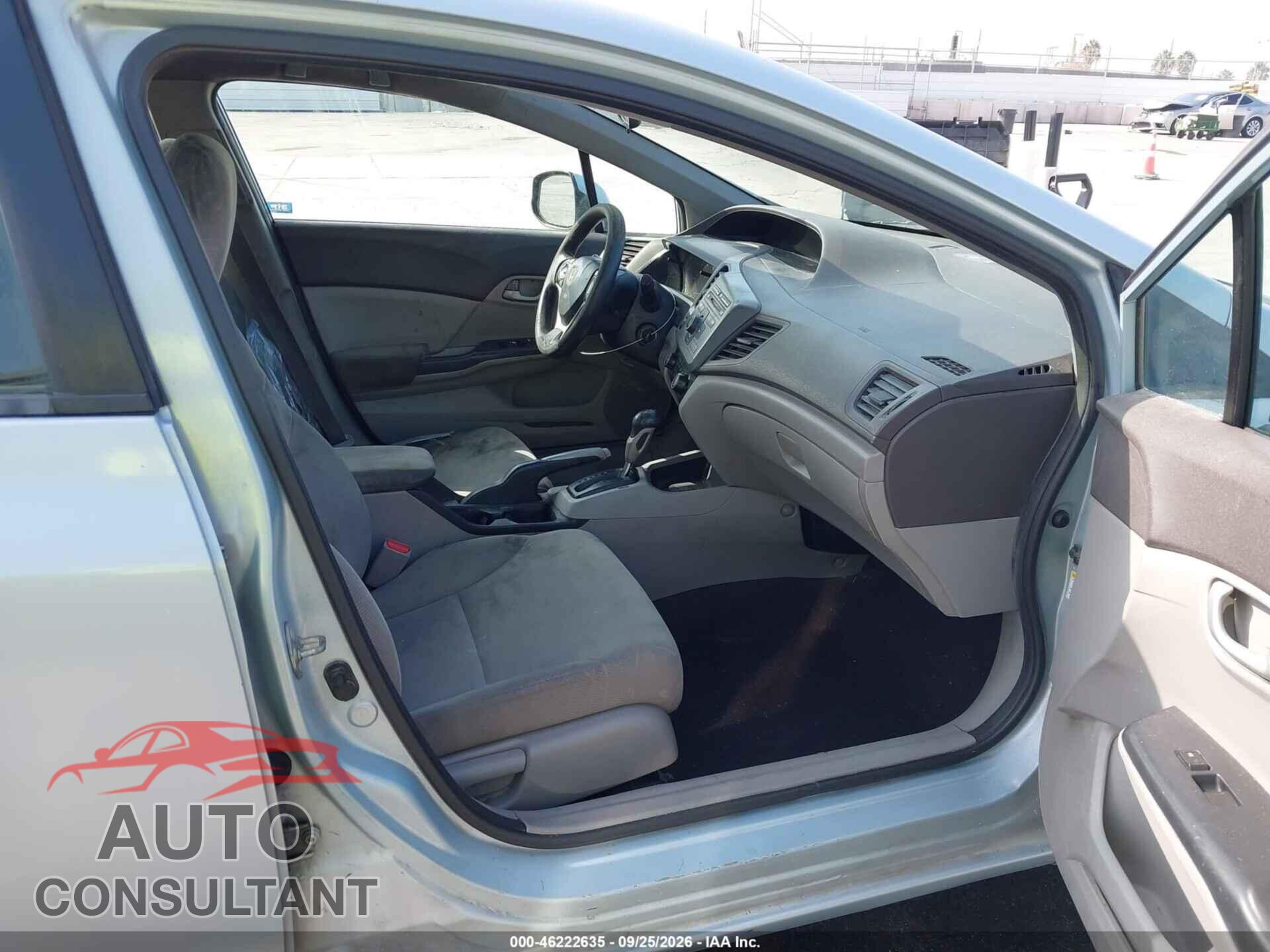 HONDA CIVIC 2012 - 2HGFB2F55CH517735