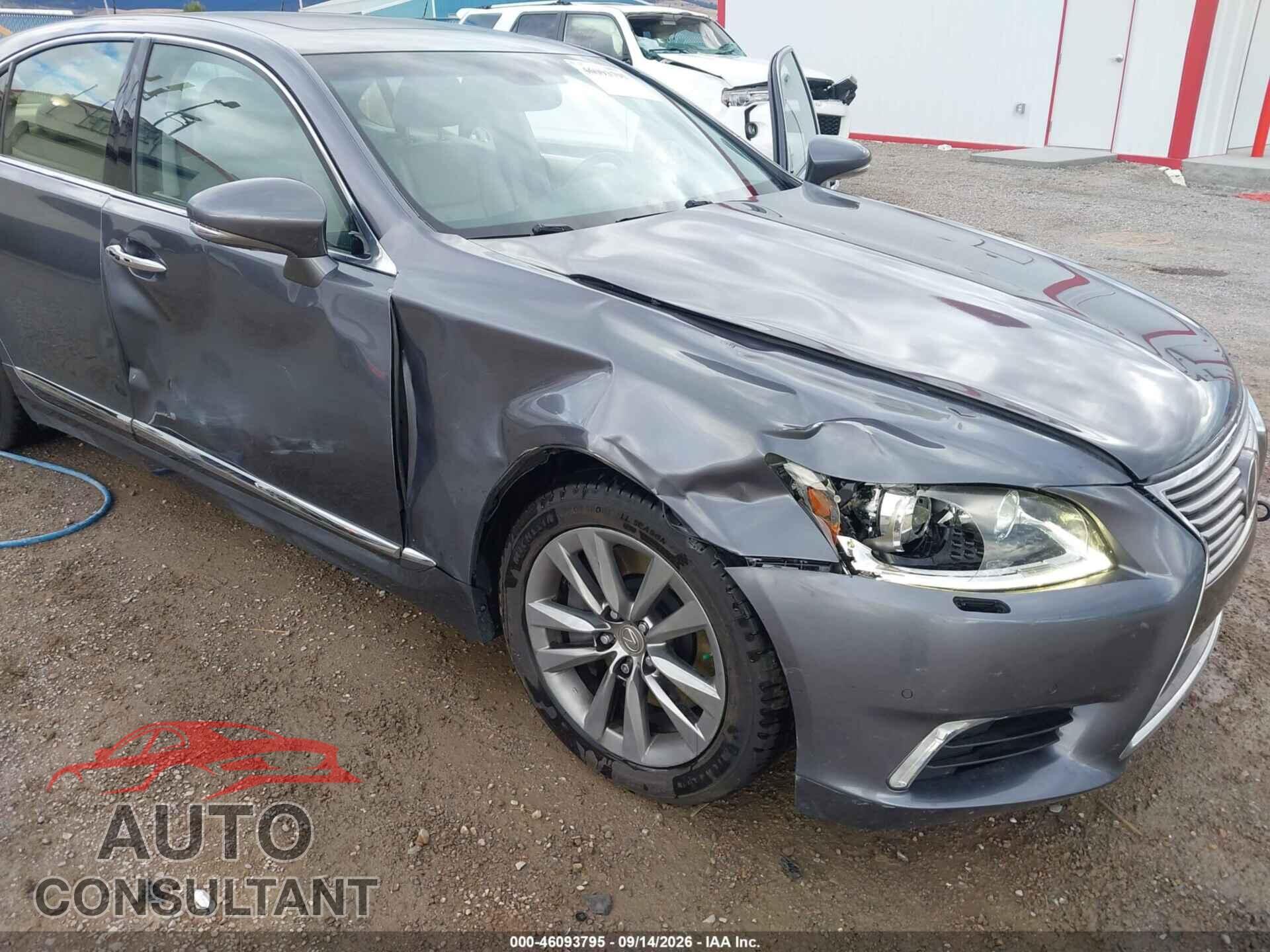 LEXUS LS 460 2013 - JTHCL5EF2D5018280