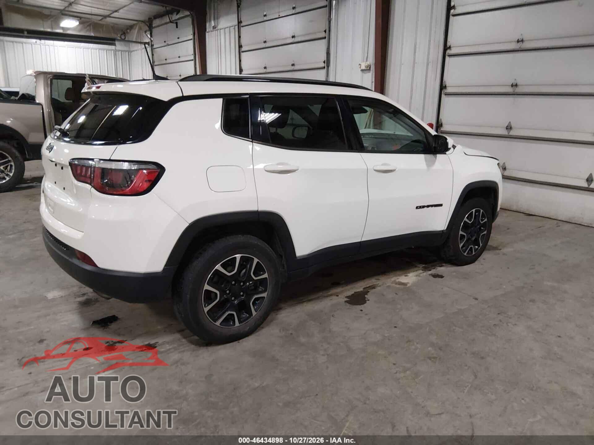 JEEP COMPASS 2019 - 3C4NJDAB3KT849183