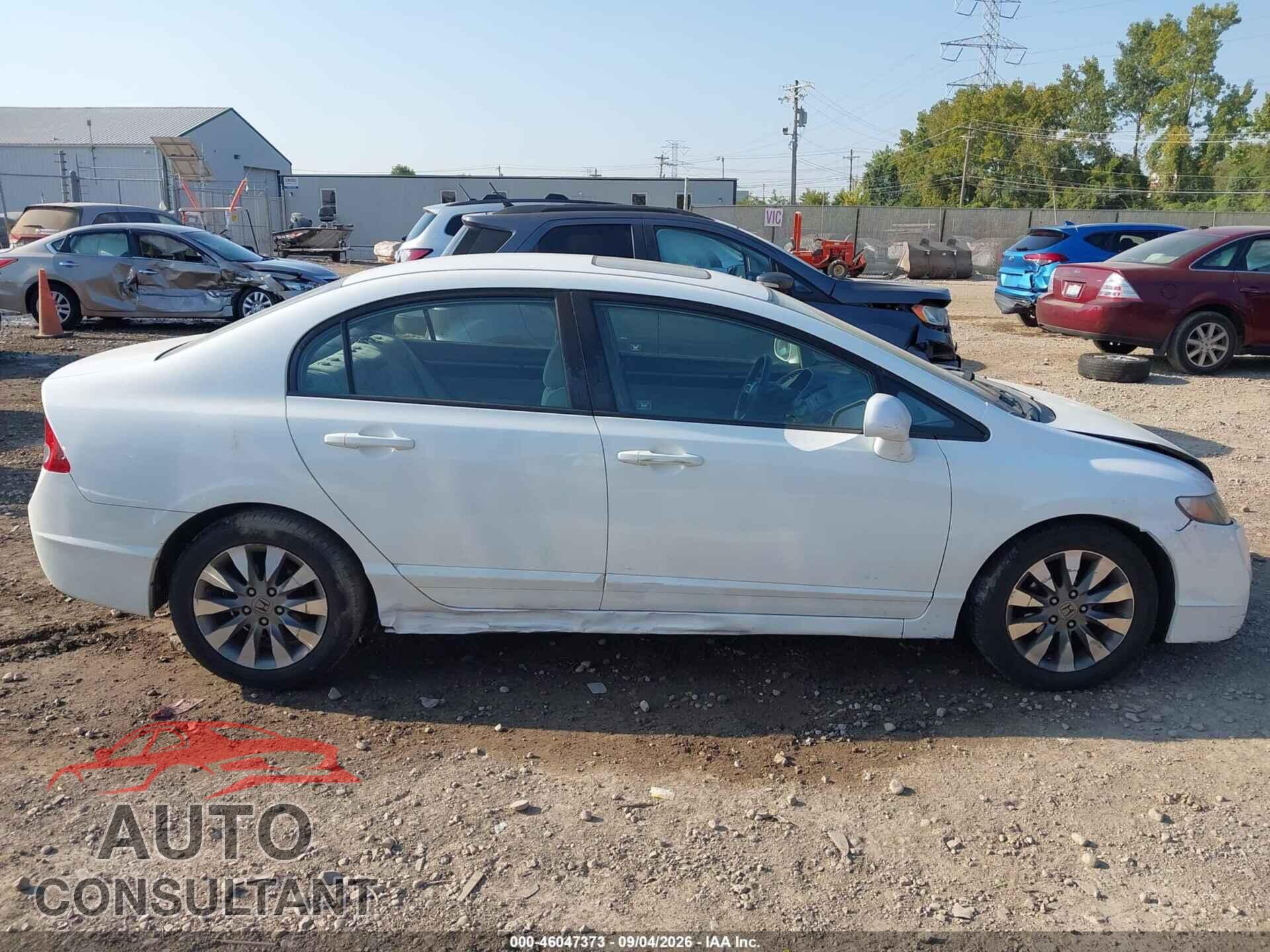 HONDA CIVIC 2010 - 19XFA1F8XAE024079