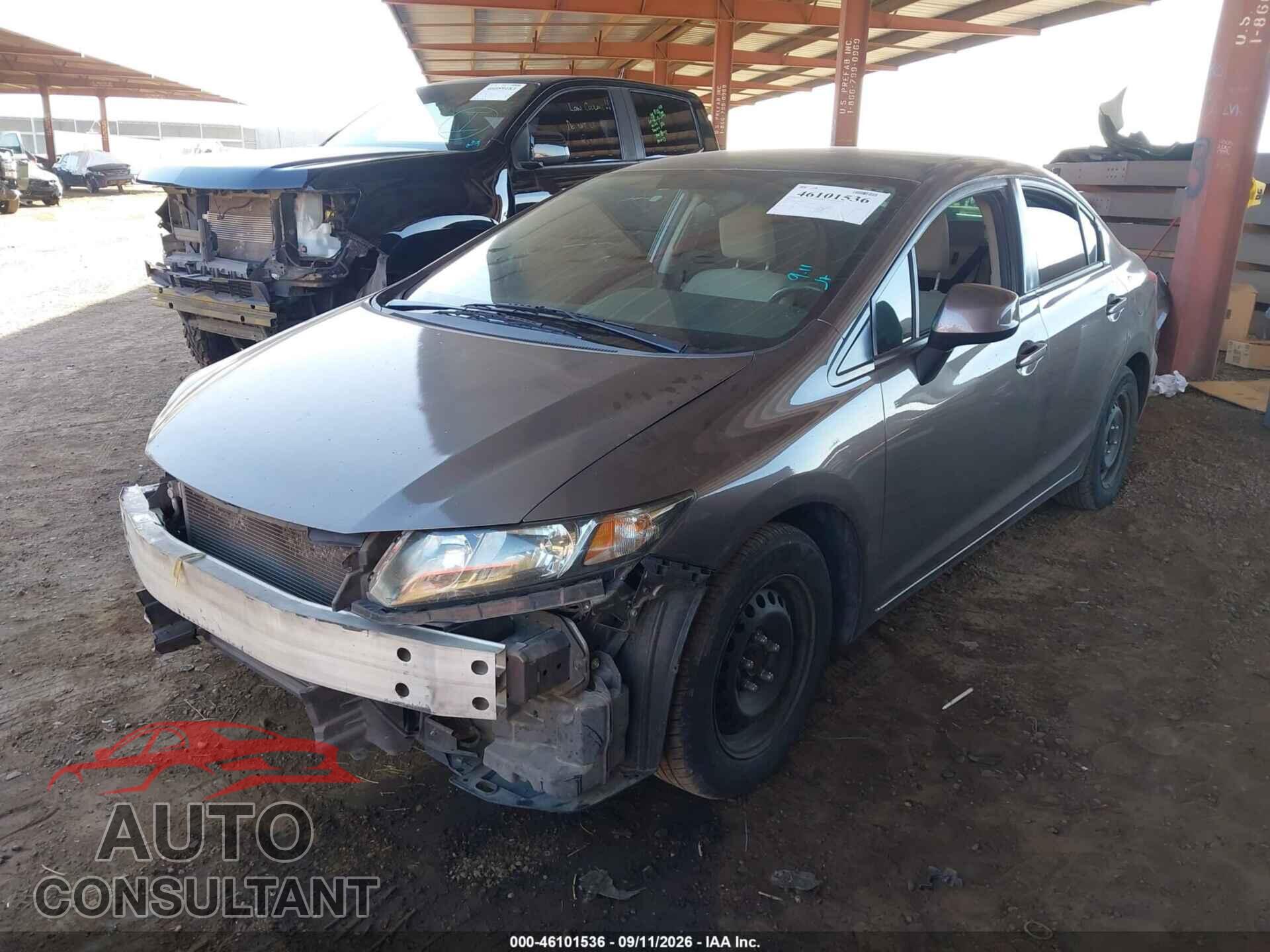 HONDA CIVIC 2013 - 2HGFB2F50DH590934