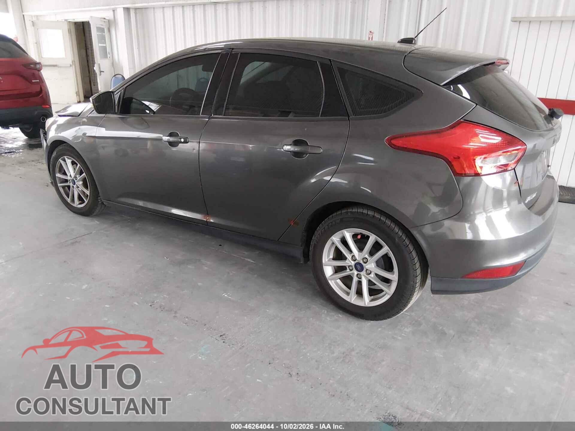 FORD FOCUS 2015 - 1FADP3K23FL307432