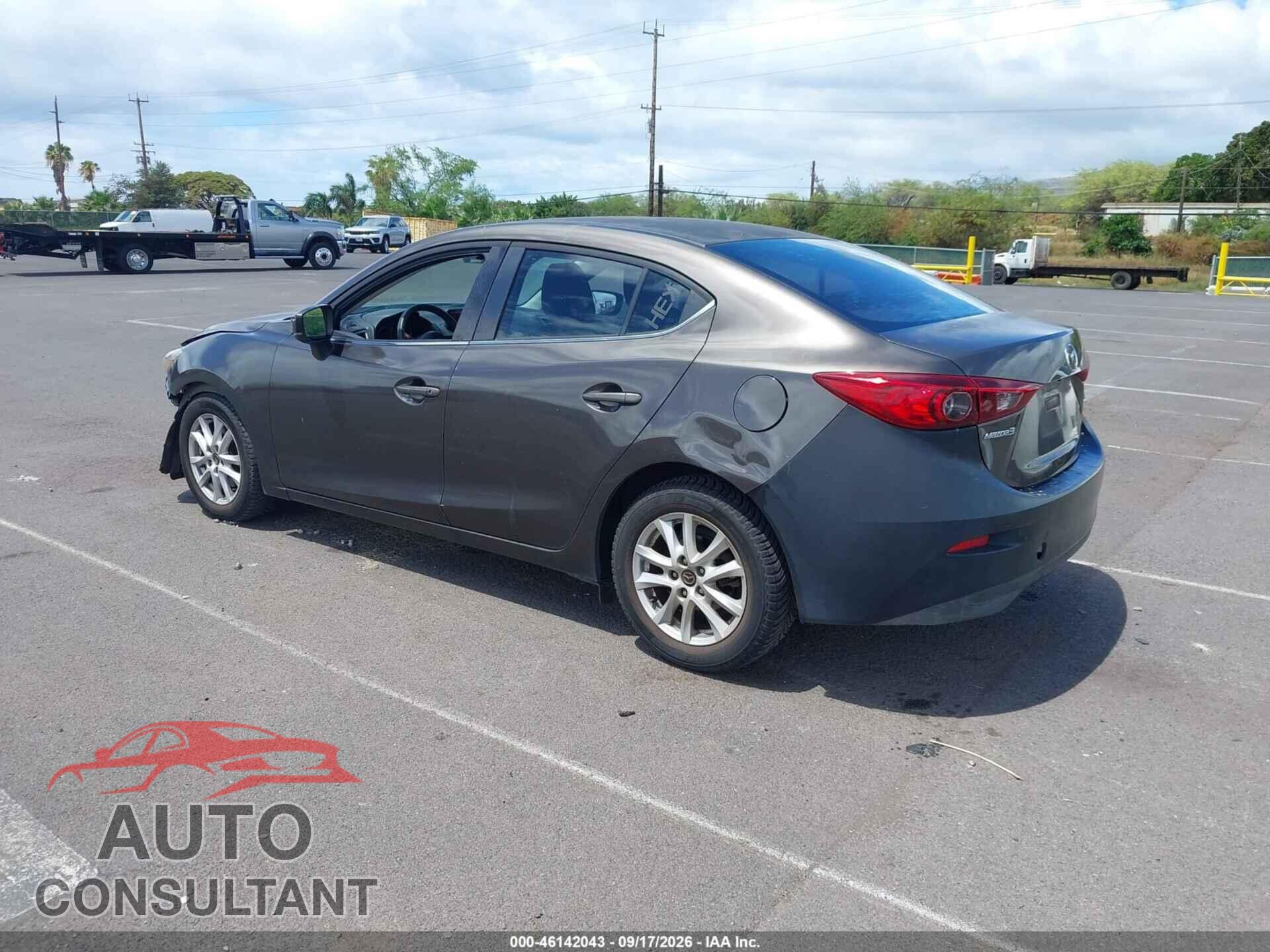 MAZDA MAZDA3 2017 - JM1BN1U79H1121686