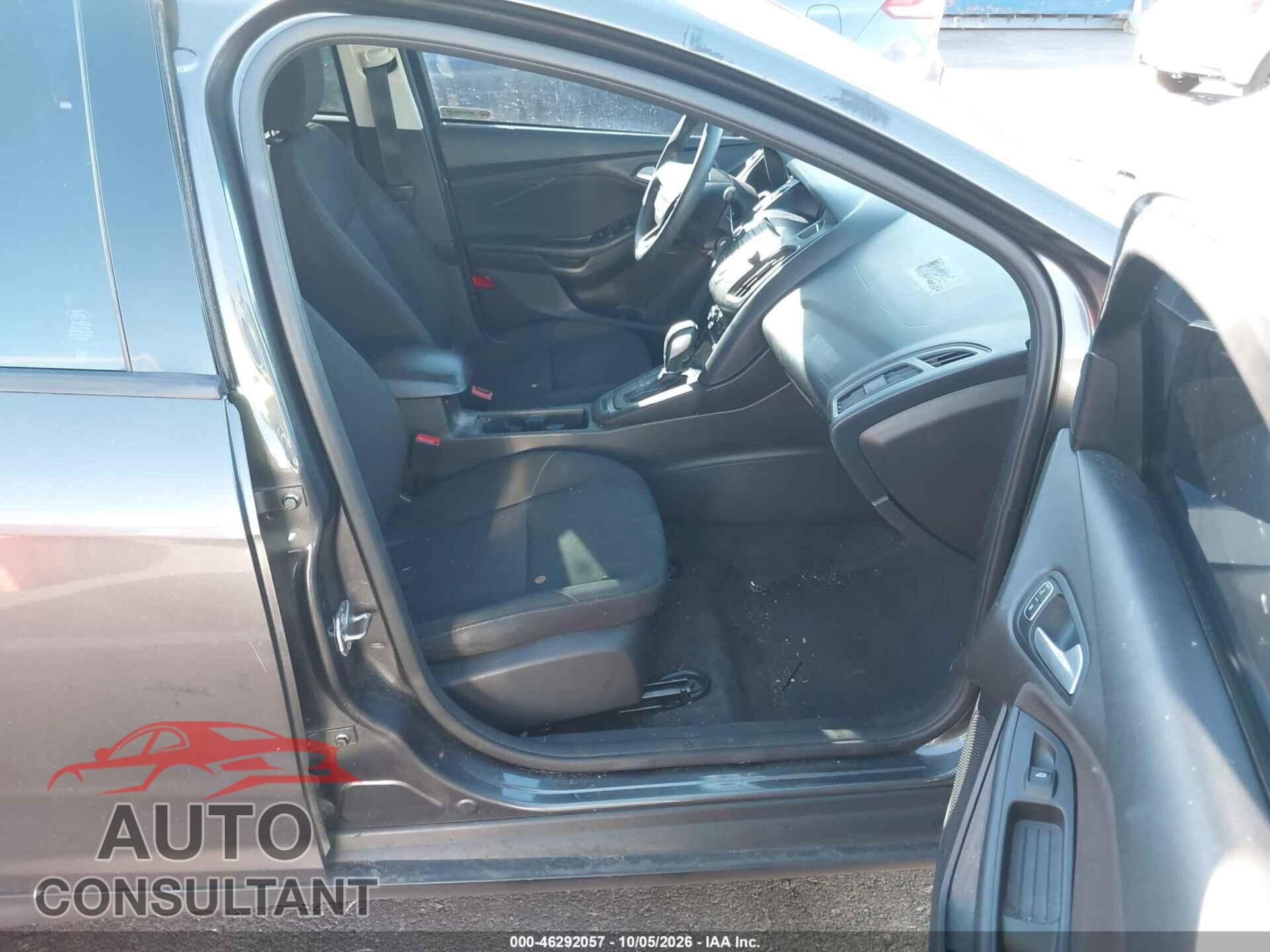 FORD FOCUS 2015 - 1FADP3F25FL341639