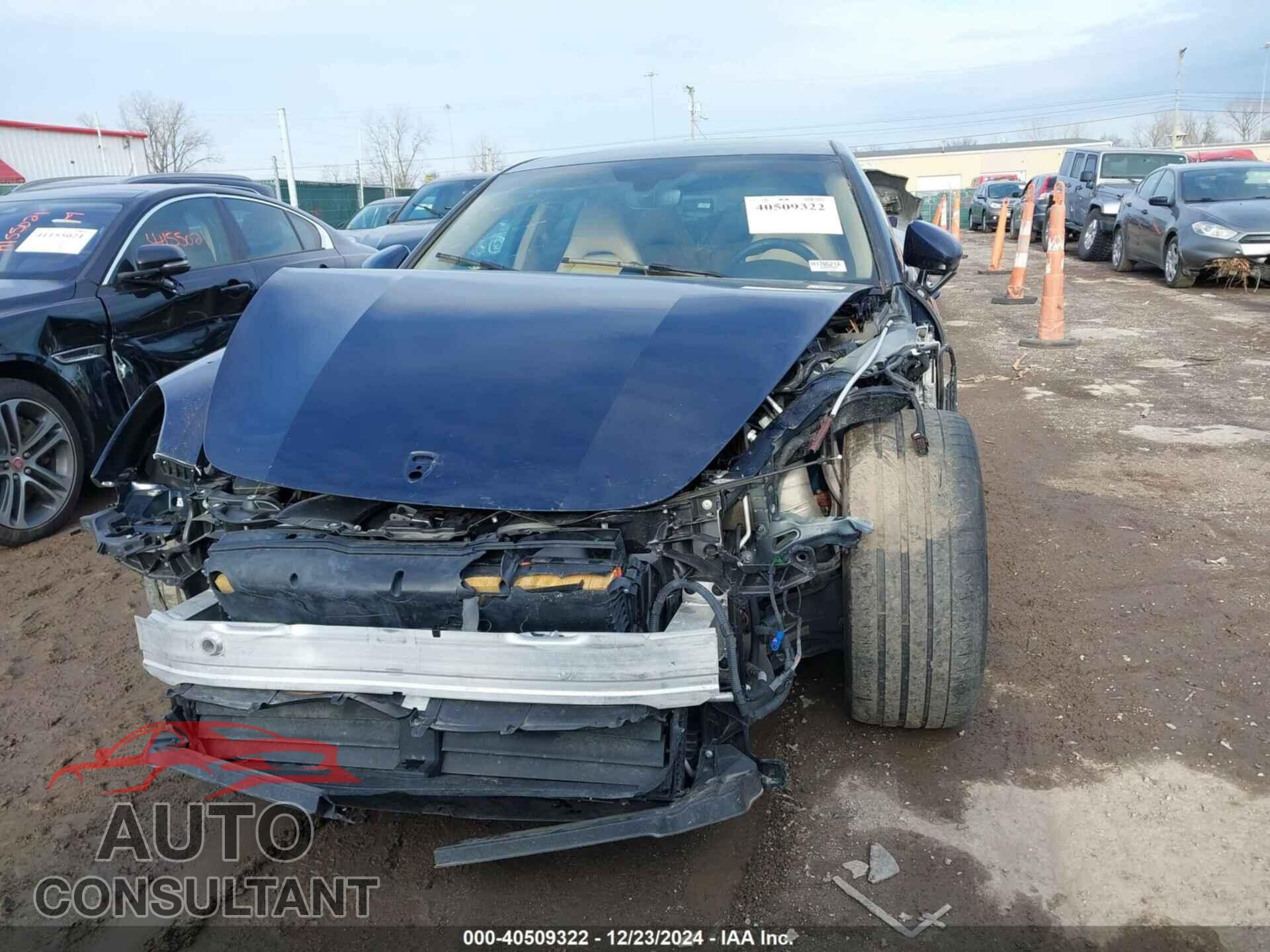 PORSCHE PANAMERA 2017 - WP0AA2A77HL104357