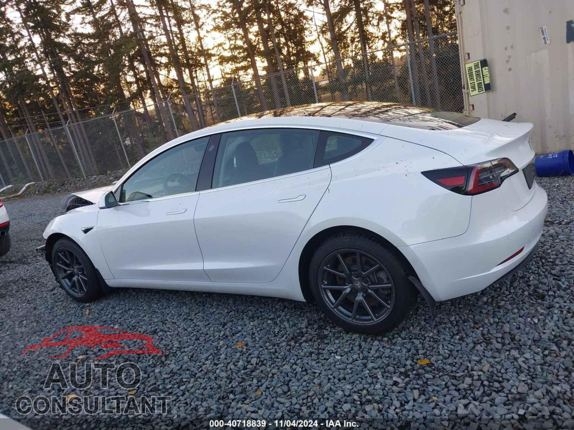TESLA MODEL 3 2020 - 5YJ3E1EA5LF613338