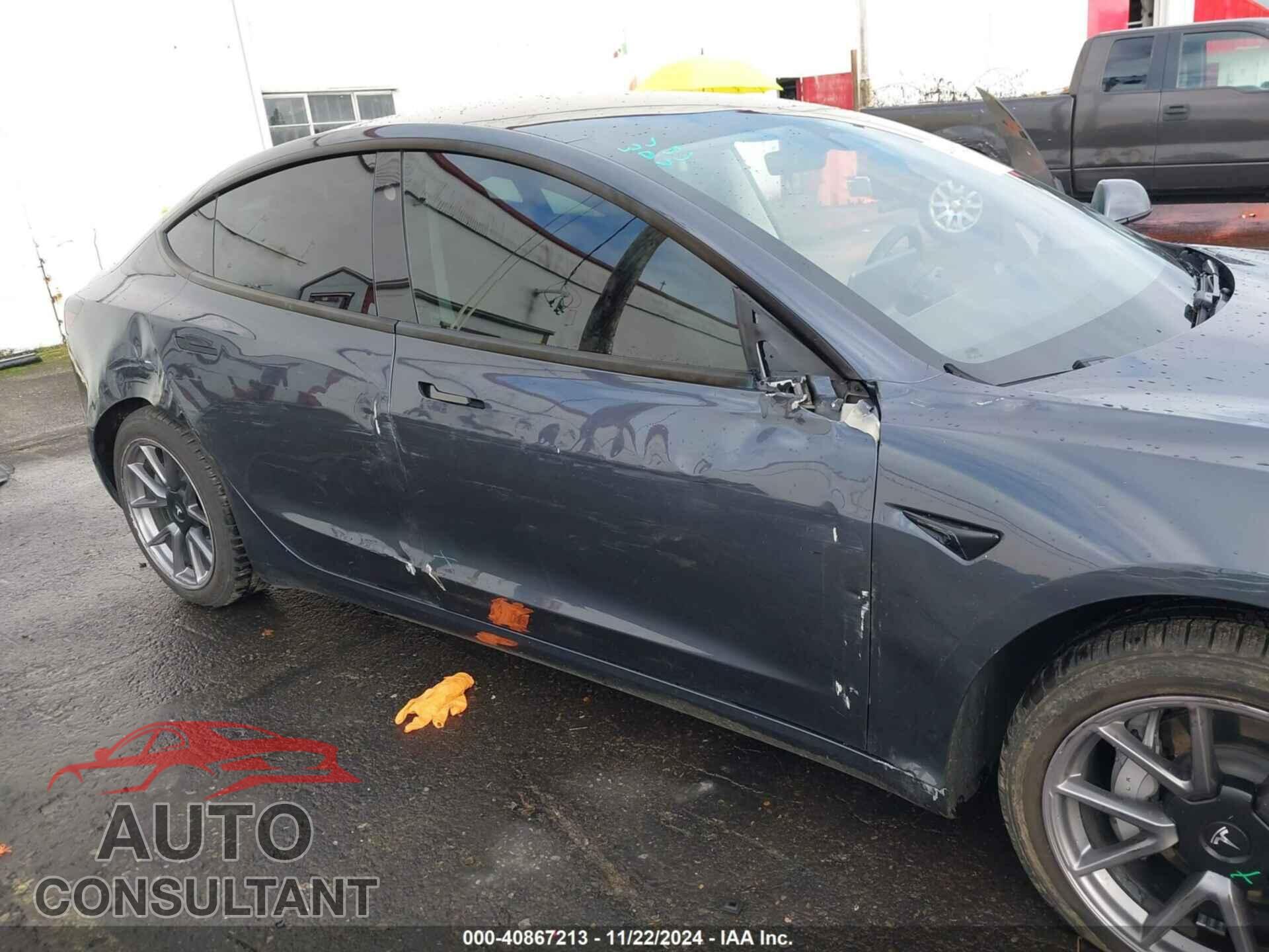 TESLA MODEL 3 2021 - 5YJ3E1EB8MF065572