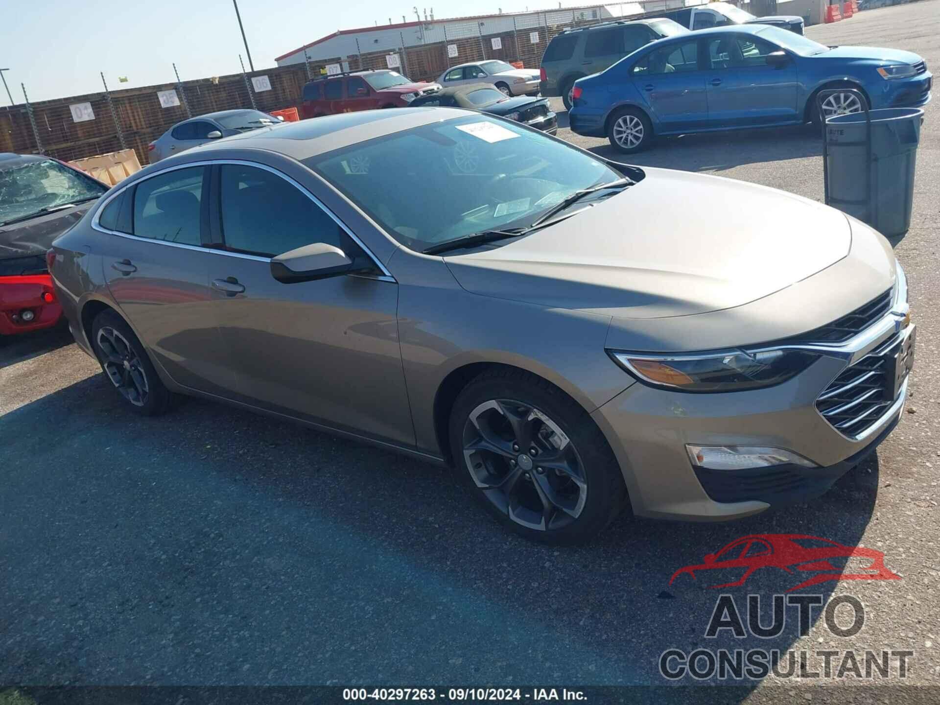 CHEVROLET MALIBU 2022 - 1G1ZD5ST2NF139270