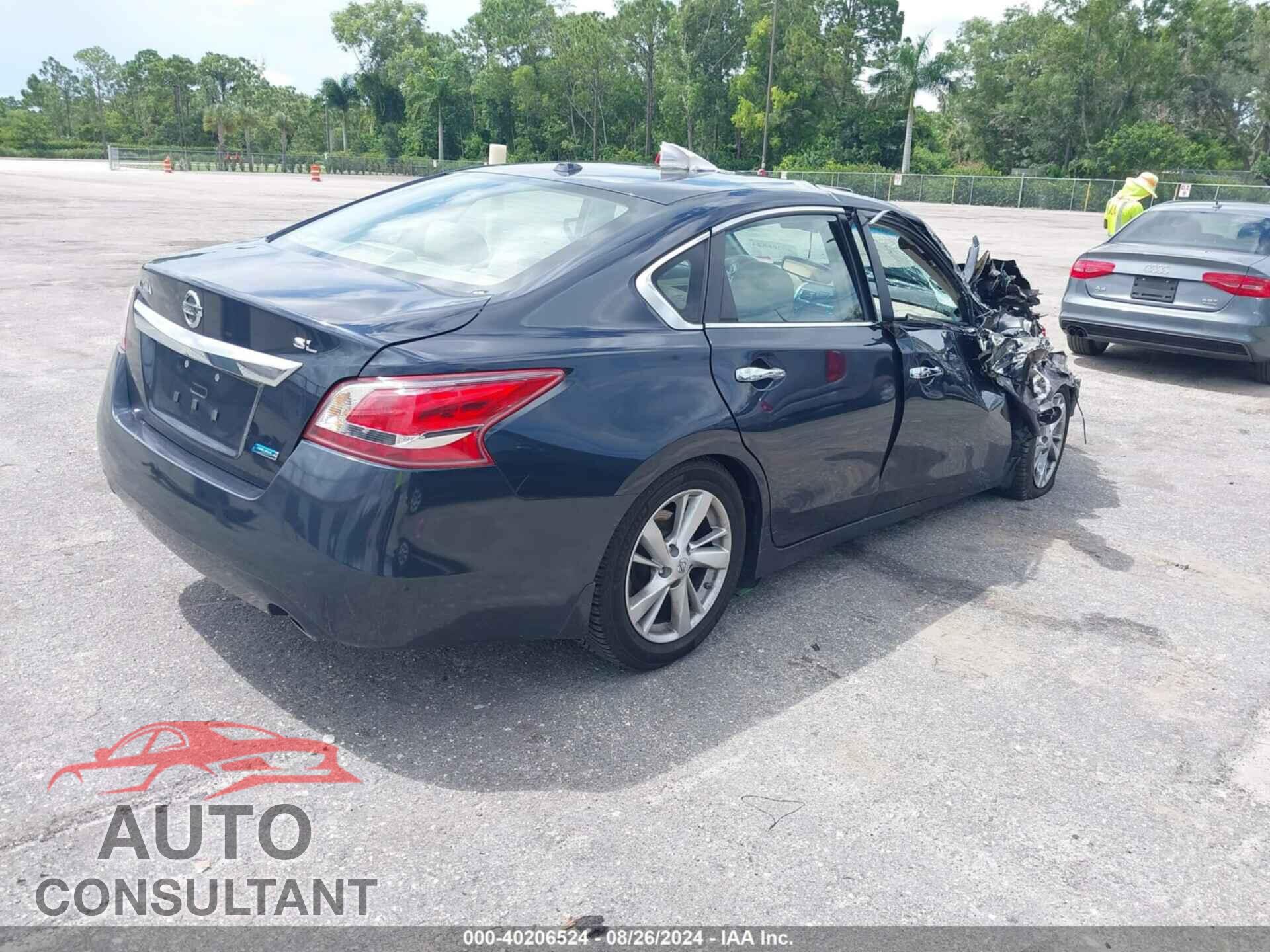 NISSAN ALTIMA 2013 - 1N4AL3AP1DC287500