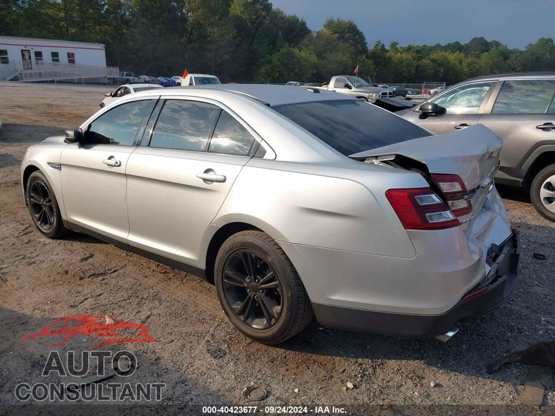 FORD TAURUS 2016 - 1FAHP2D88GG102874