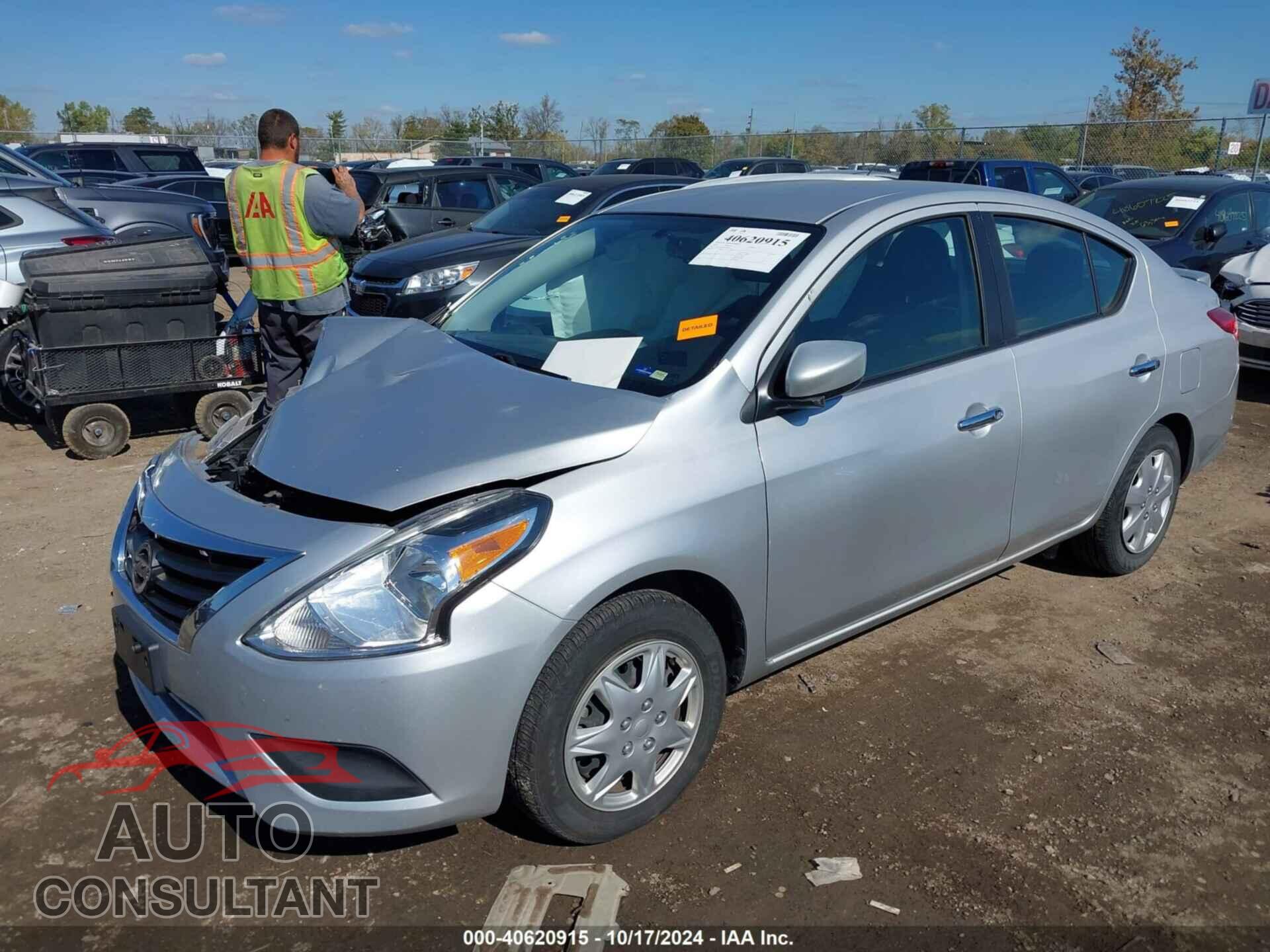 NISSAN VERSA 2019 - 3N1CN7AP3KL851415
