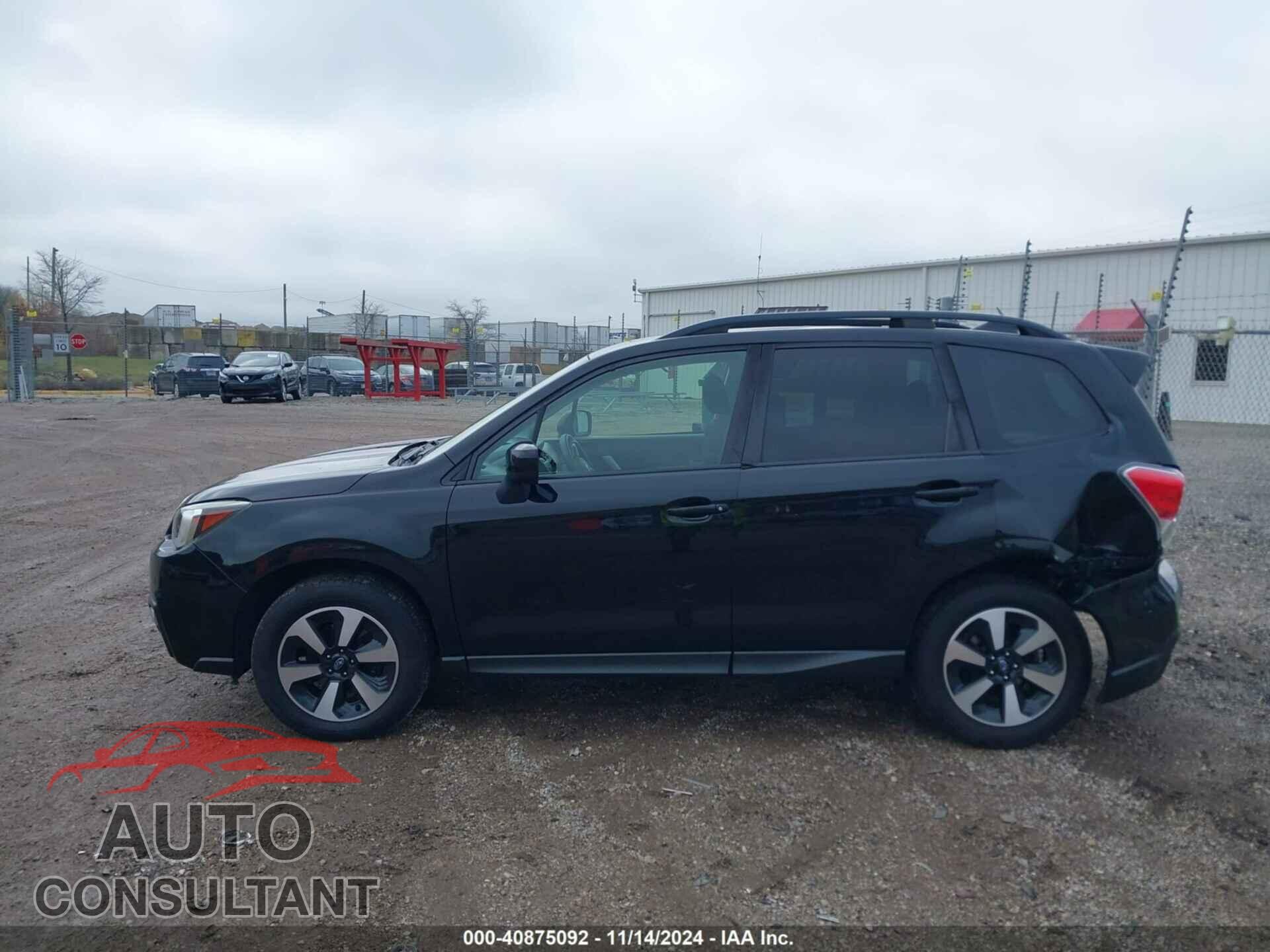 SUBARU FORESTER 2017 - JF2SJAEC3HH433776