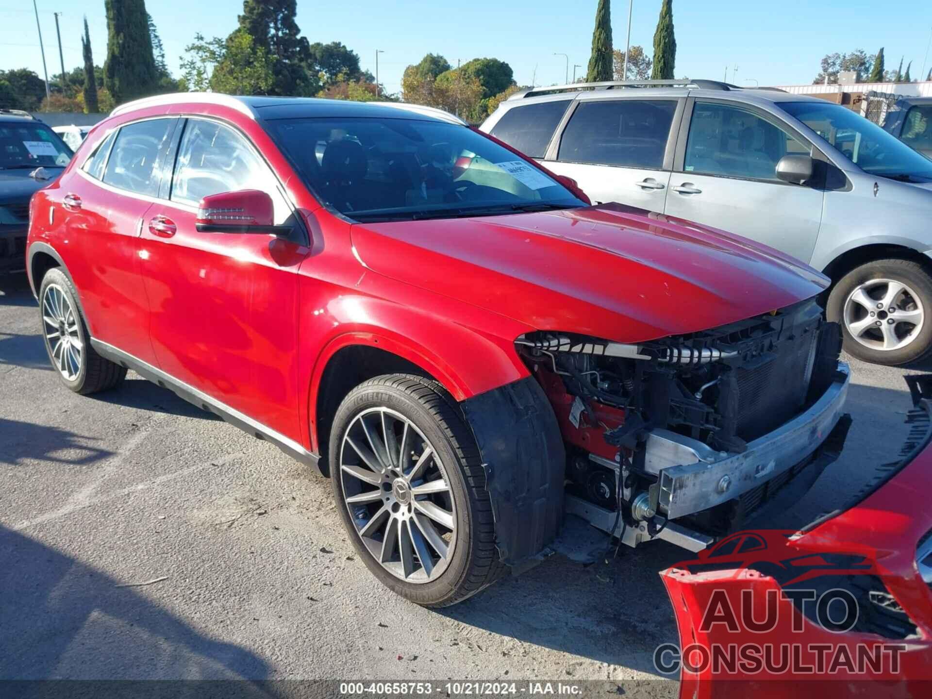 MERCEDES-BENZ GLA 250 2018 - WDCTG4EB6JJ392224