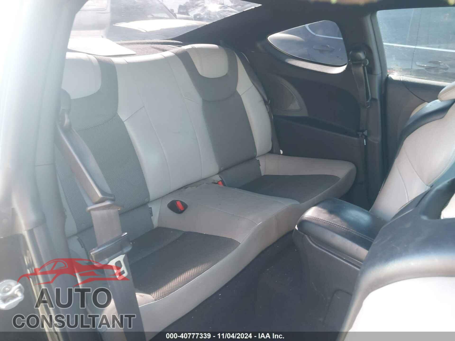 HYUNDAI GENESIS 2013 - KMHHT6KD7DU107960