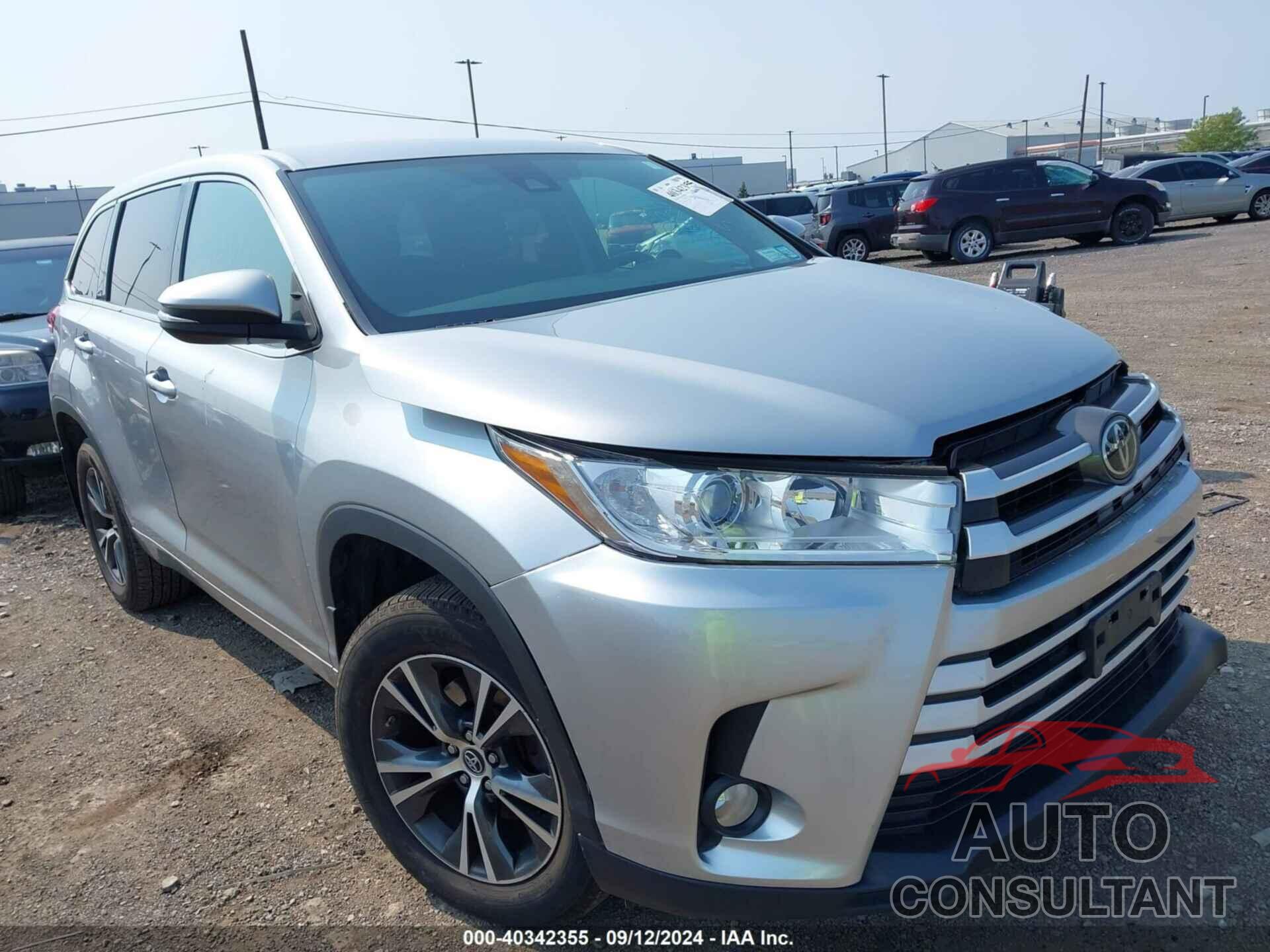 TOYOTA HIGHLANDER 2017 - 5TDBZRFH6HS424467