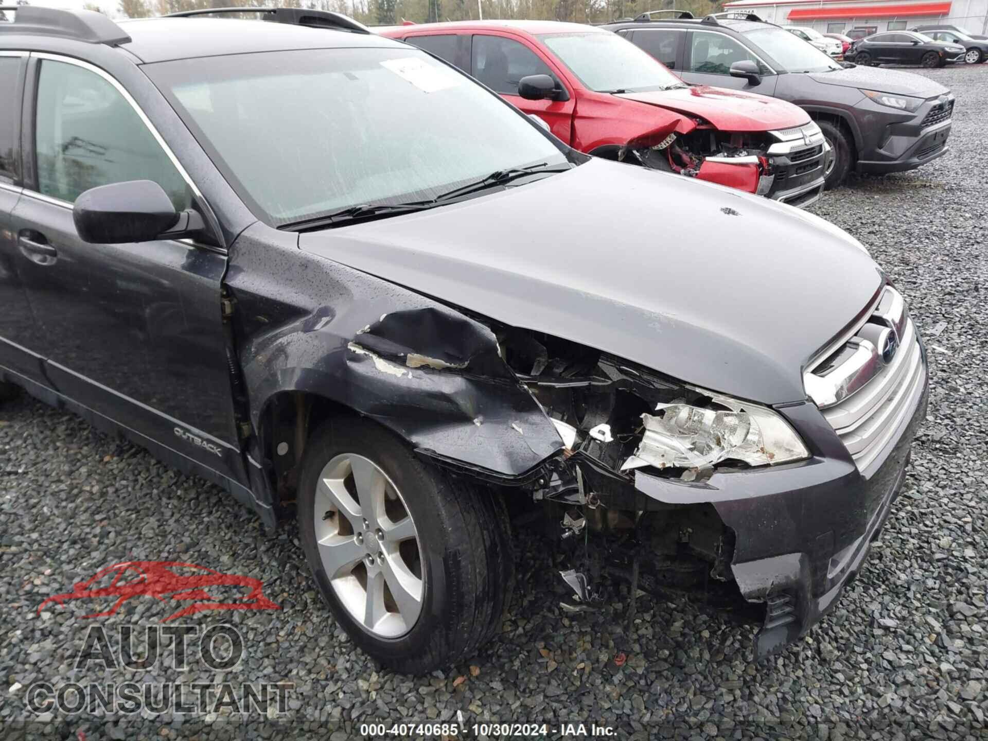 SUBARU OUTBACK 2013 - 4S4BRBGC9D3242702