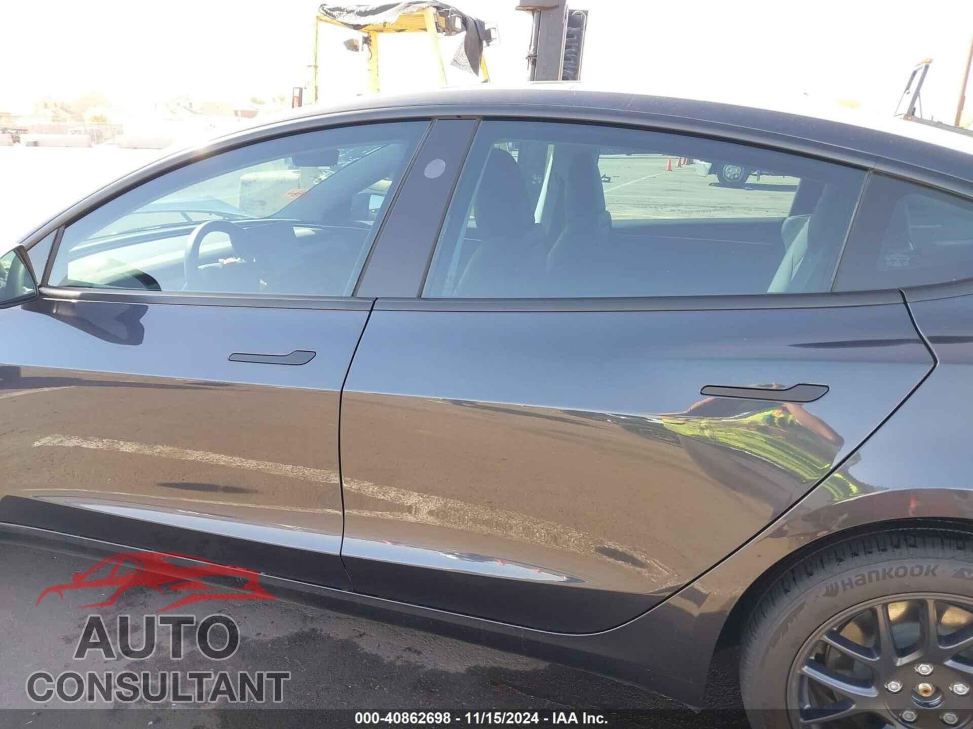 TESLA MODEL 3 2024 - 5YJ3E1EA6RF727891
