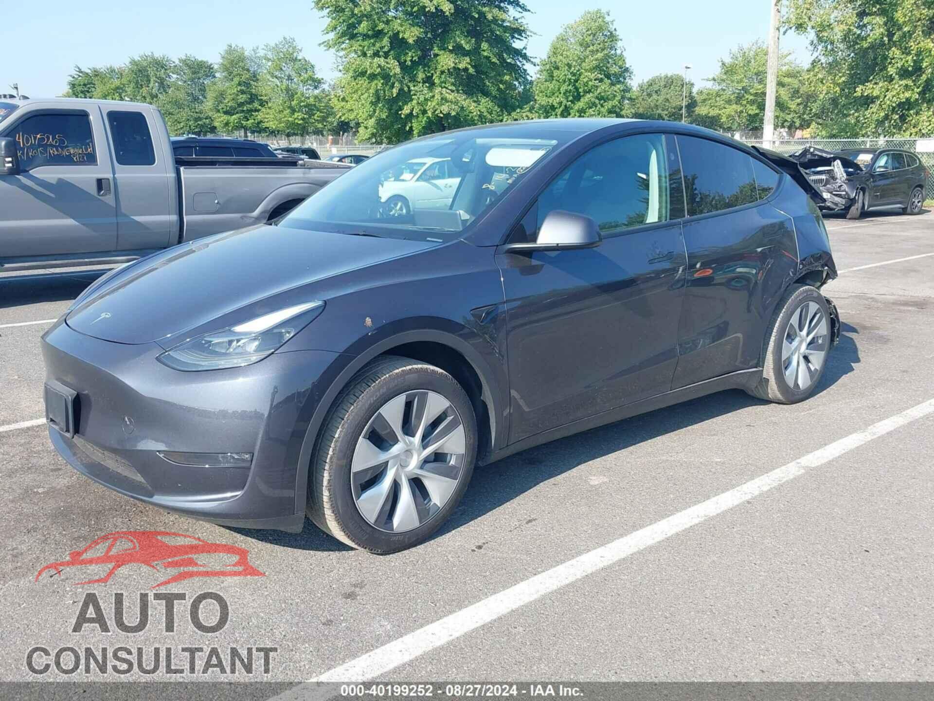 TESLA MODEL Y 2024 - 7SAYGDEEXRA263444