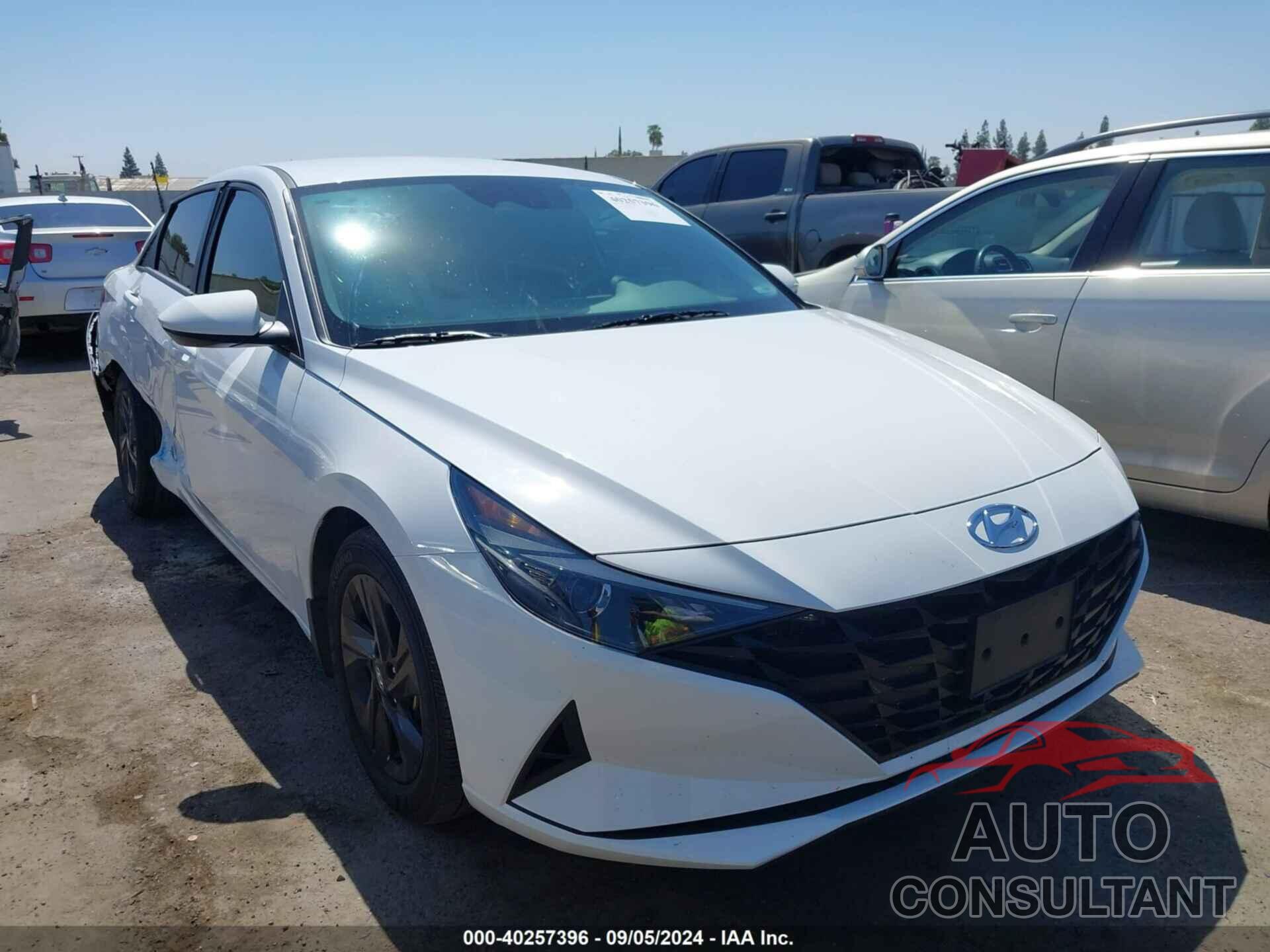 HYUNDAI ELANTRA 2023 - 5NPLM4AGXPH108806