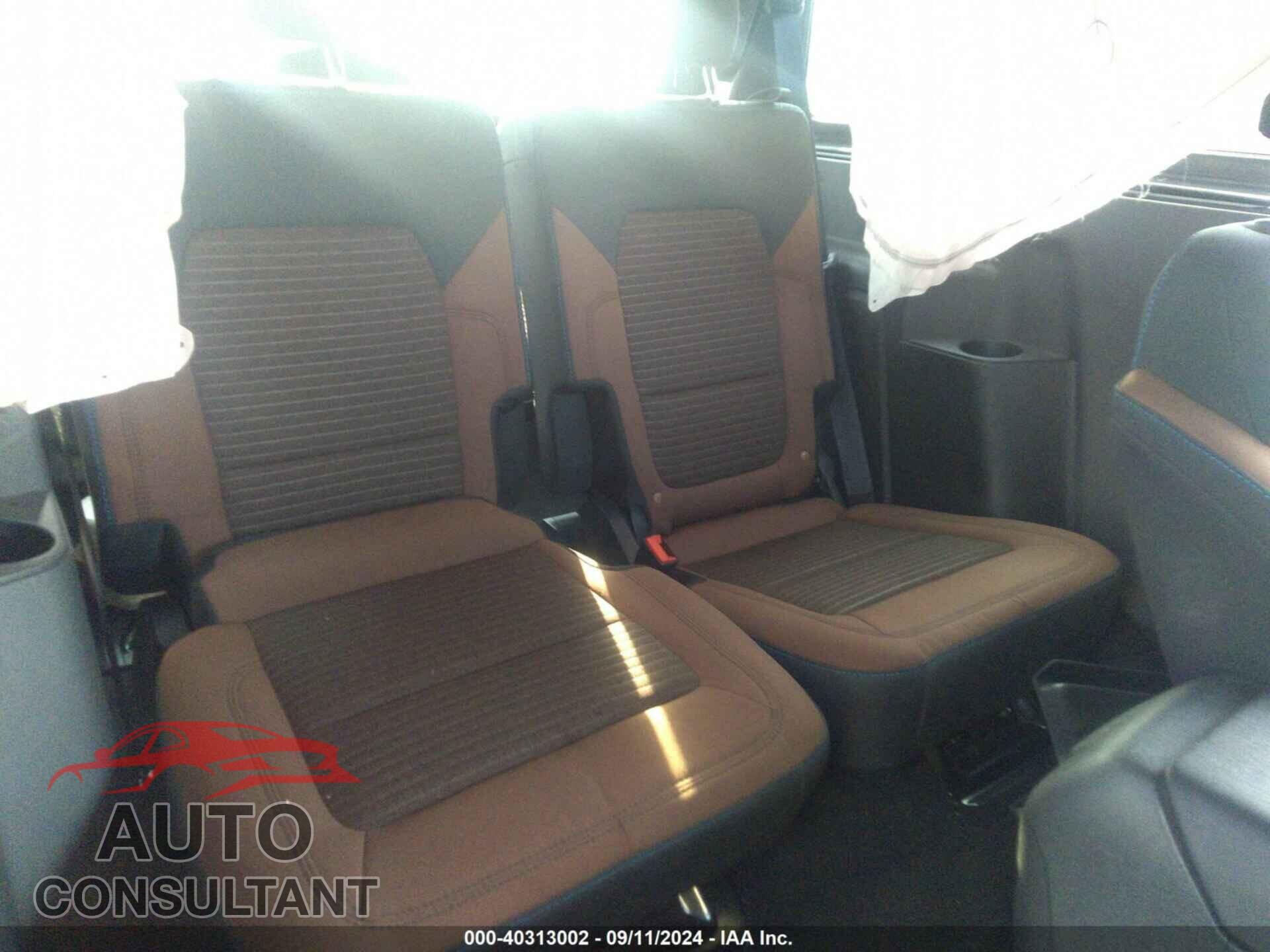 FORD BRONCO 2023 - 1FMDE5CH2PLB01885