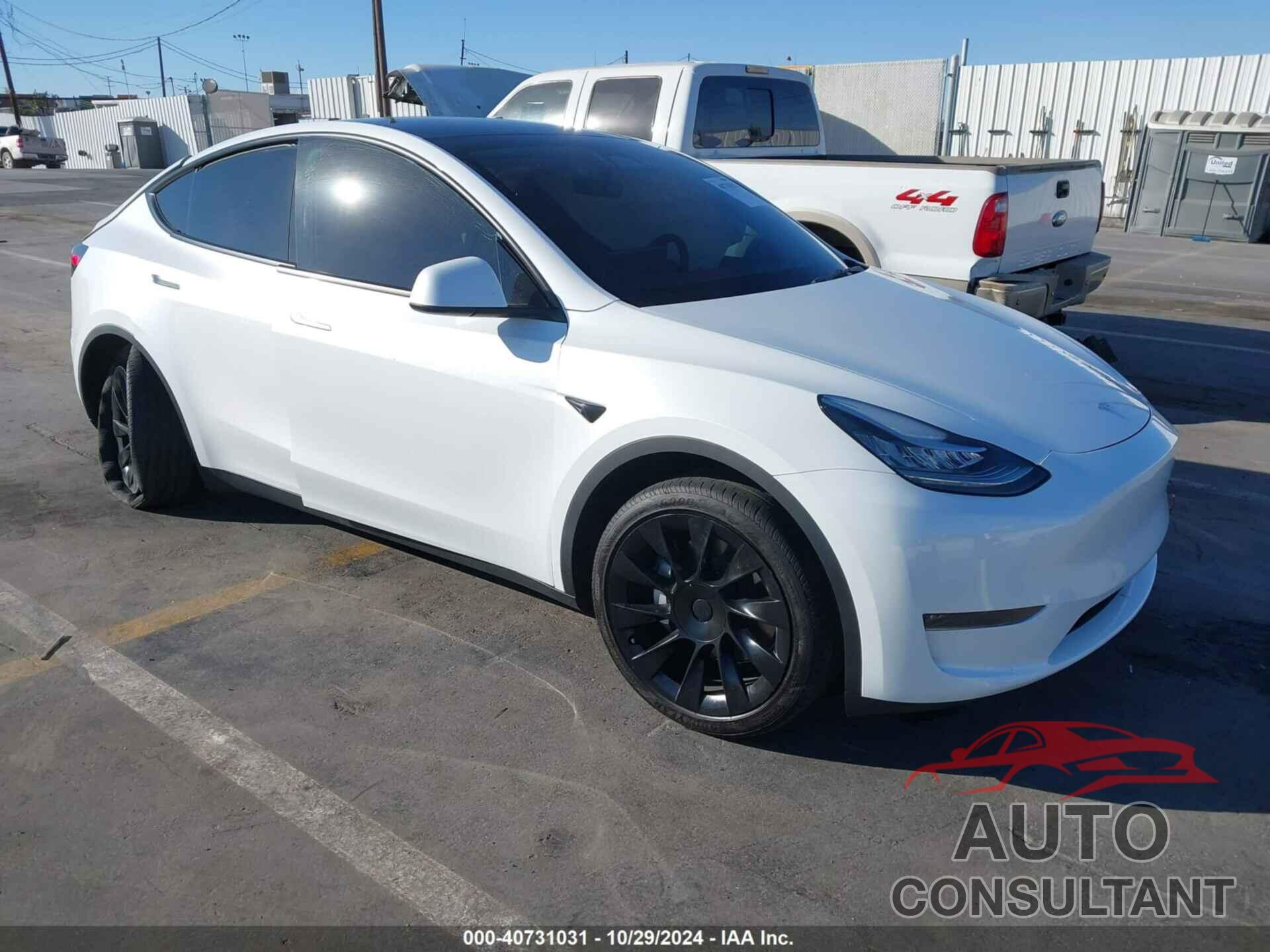 TESLA MODEL Y 2023 - 7SAYGDEE5PA059485