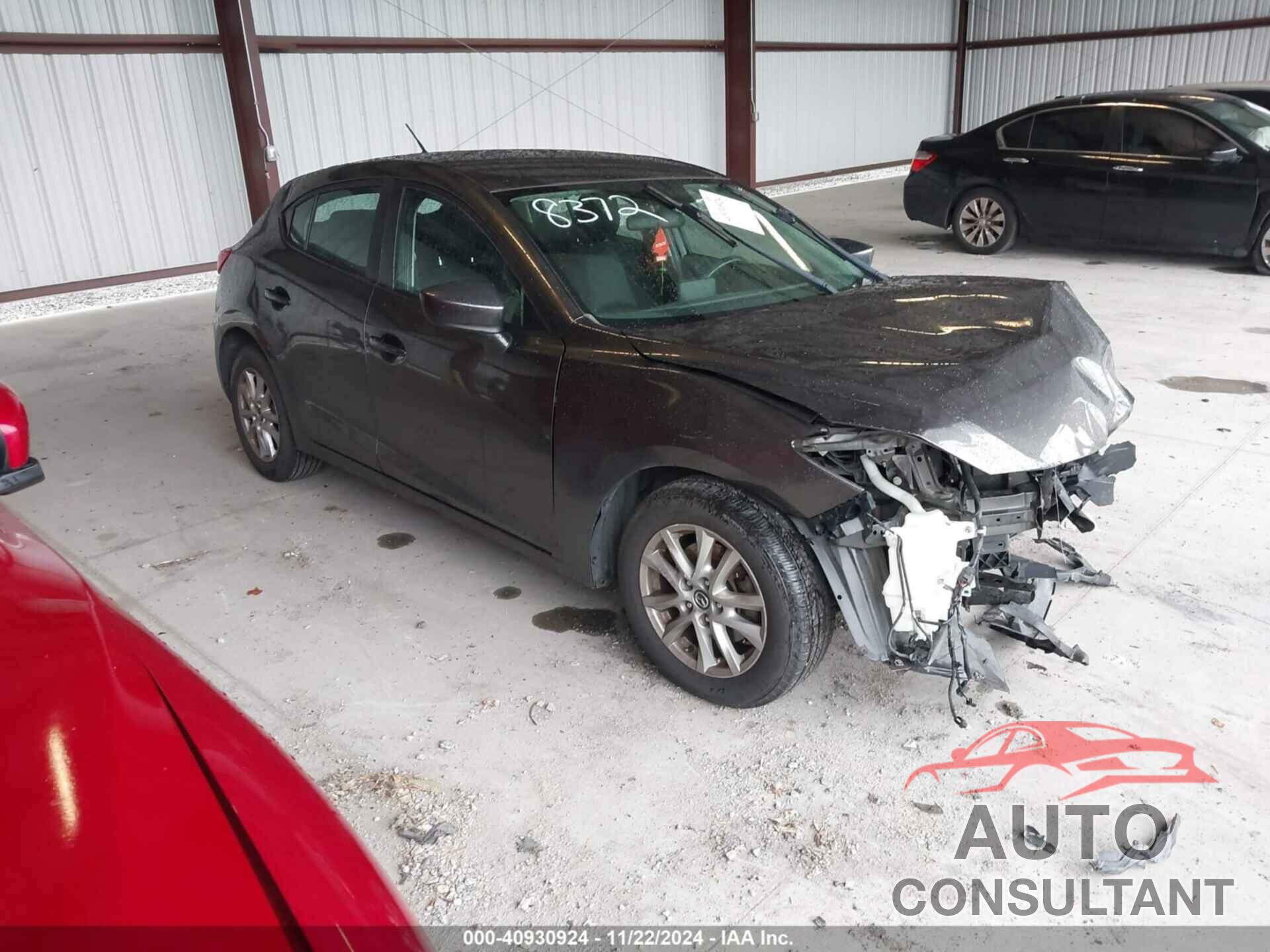 MAZDA MAZDA3 2017 - 3MZBN1K77HM148372