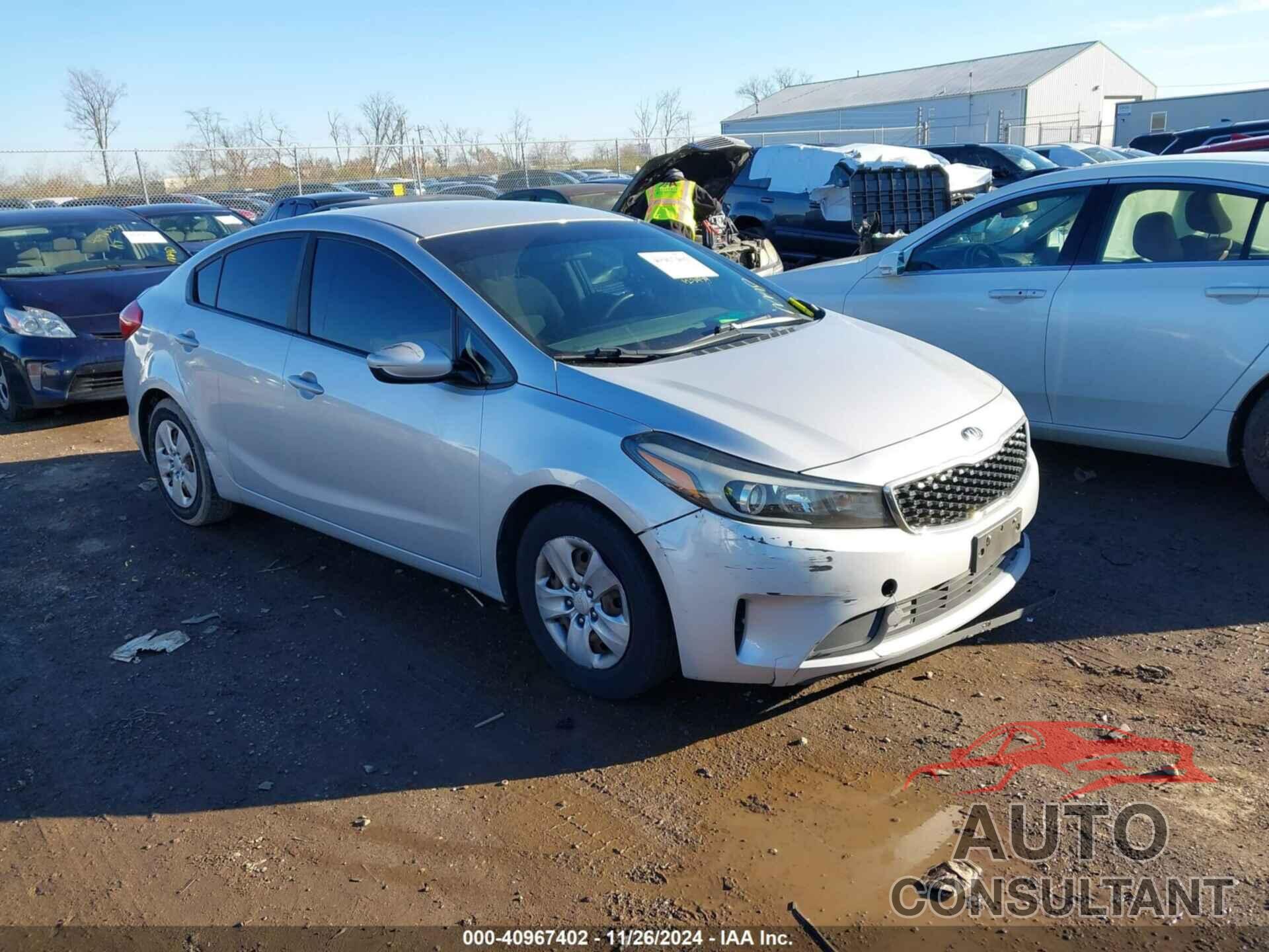 KIA FORTE 2017 - 3KPFK4A74HE087203