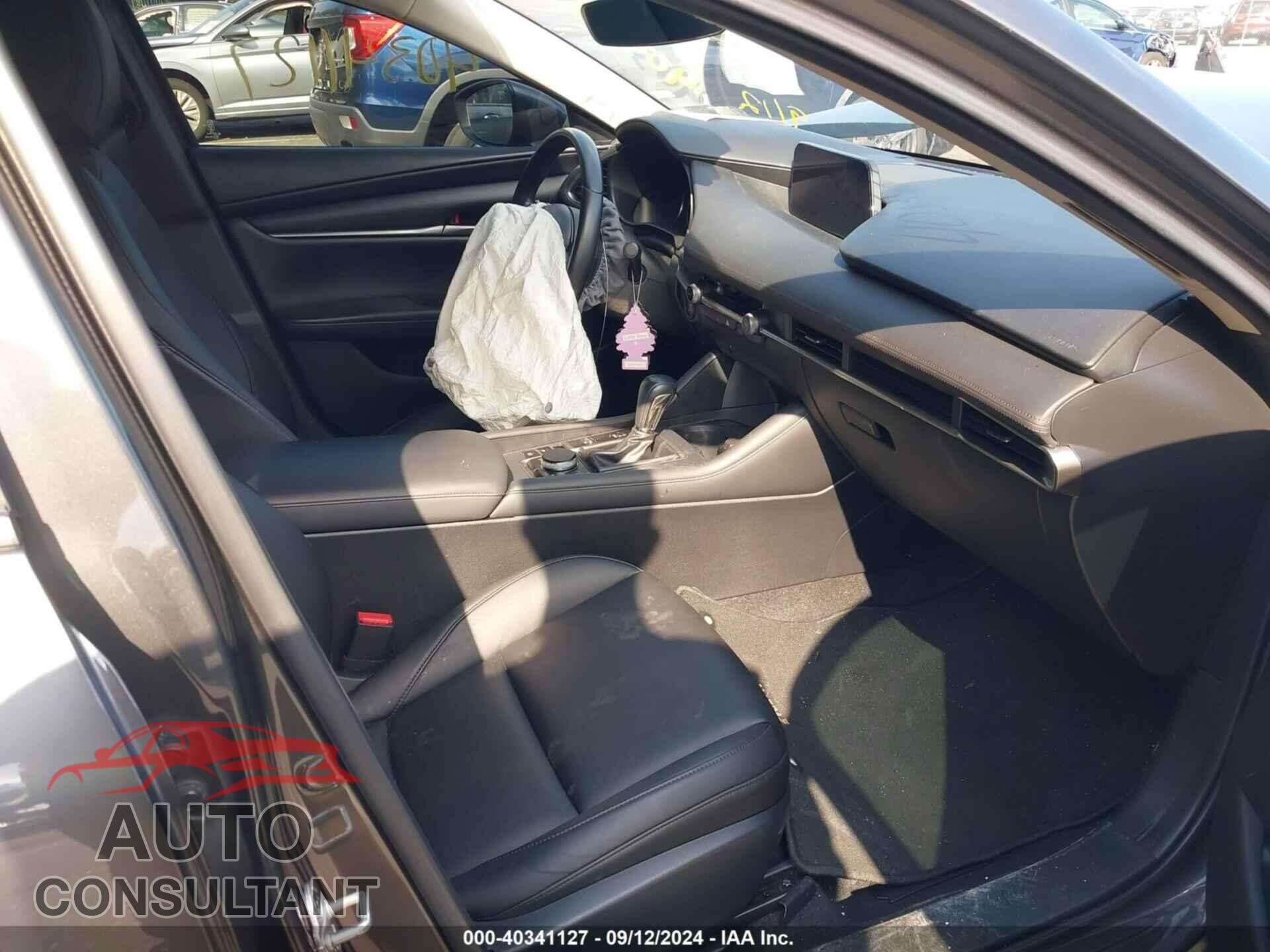 MAZDA MAZDA3 2021 - JM1BPABL2M1339599