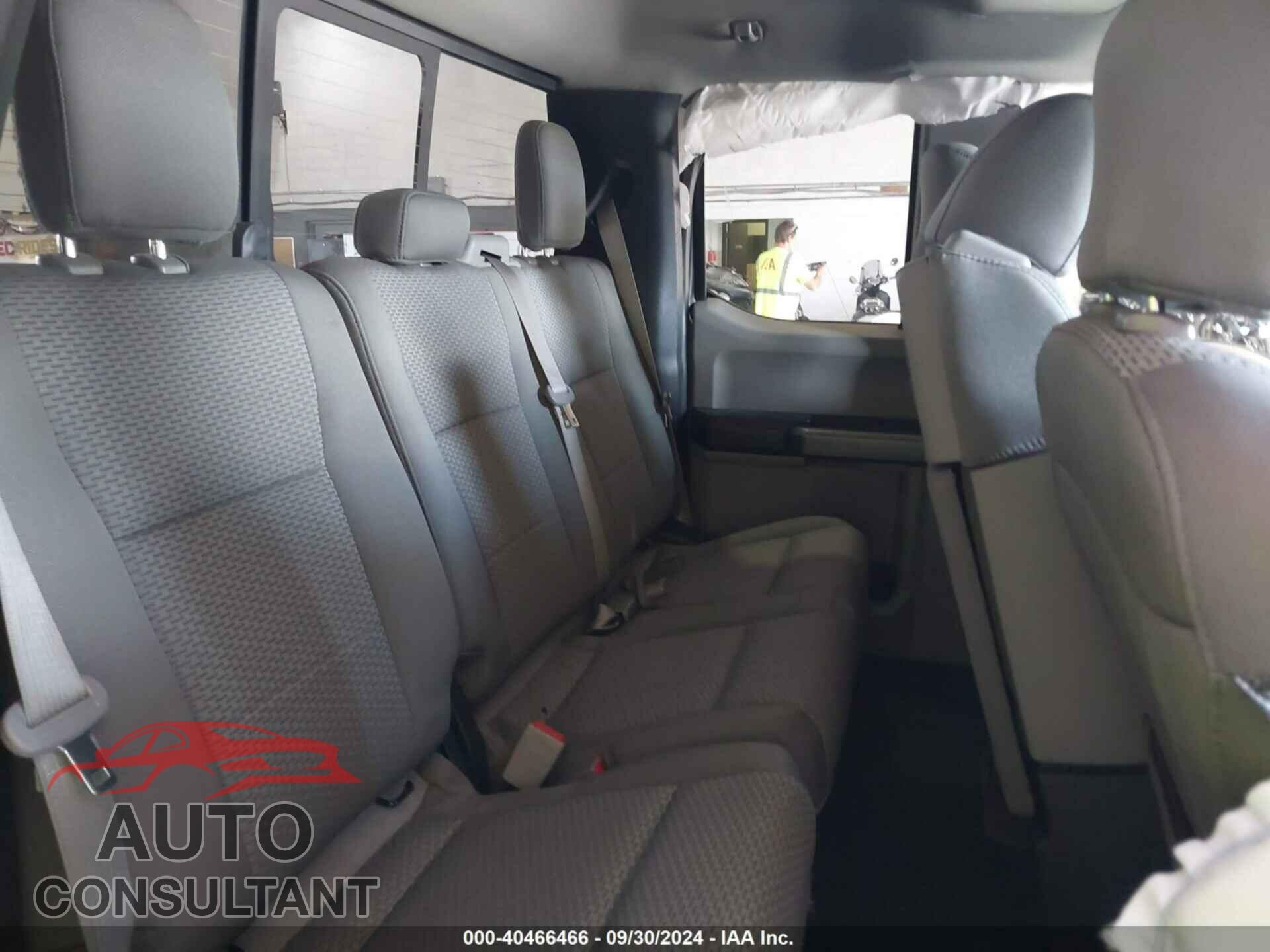 FORD F-150 2020 - 1FTFX1E45LFA32192