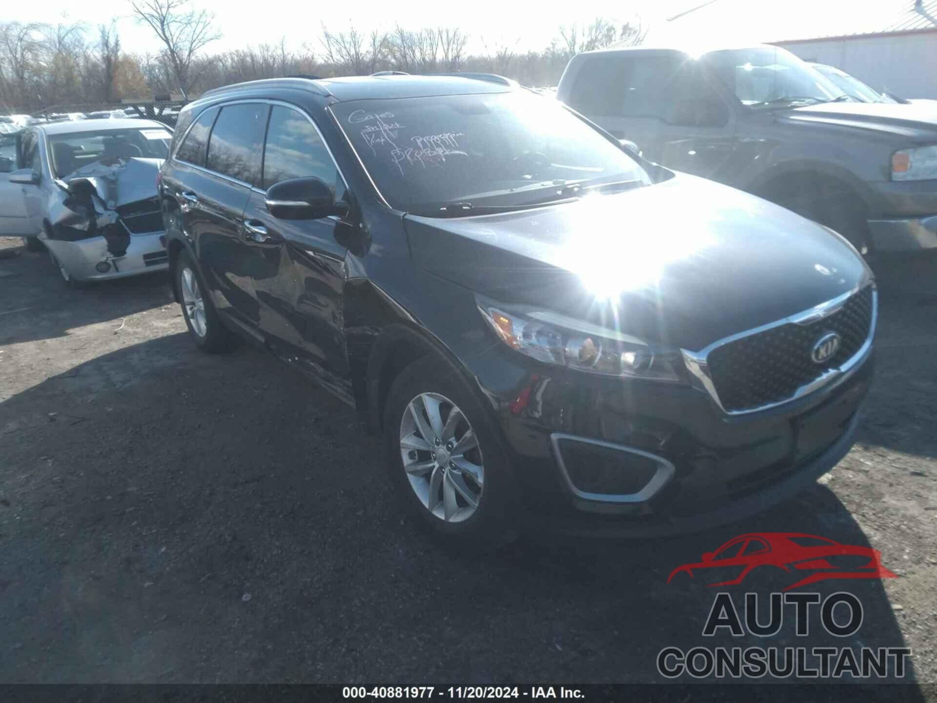 KIA SORENTO 2017 - 5XYPGDA30HG268840