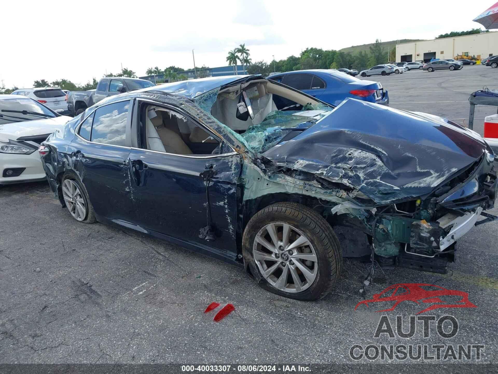 TOYOTA CAMRY 2021 - 4T1C11AK8MU455673