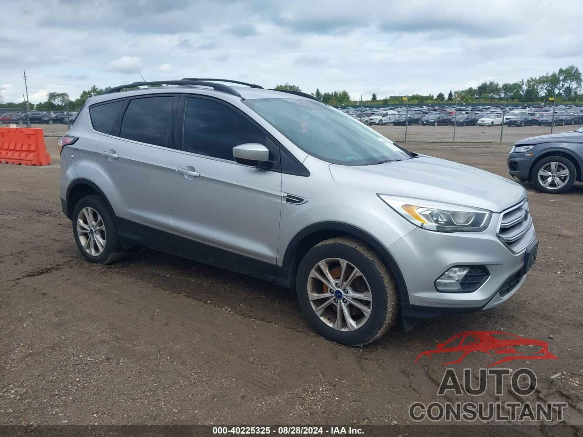 FORD ESCAPE 2017 - 1FMCU9GD5HUB71969