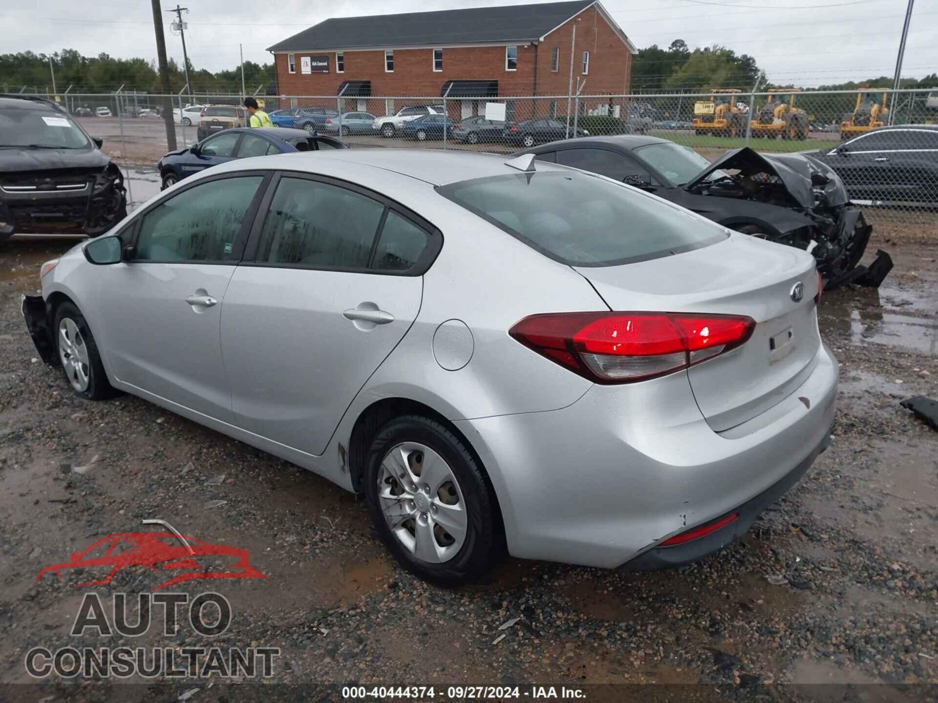 KIA FORTE 2017 - 3KPFL4A72HE032973