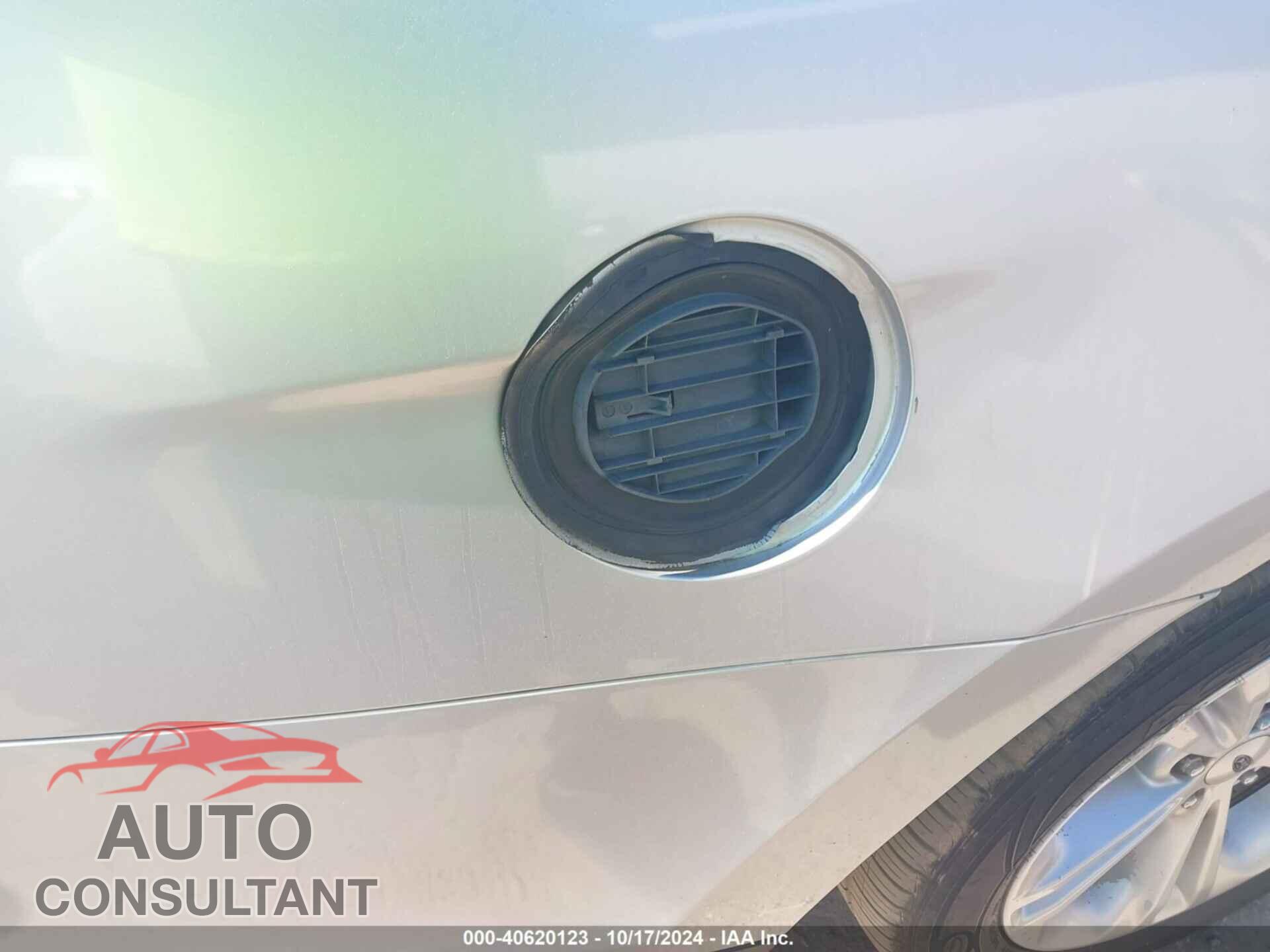 FORD TAURUS 2013 - 1FAHP2E82DG219960