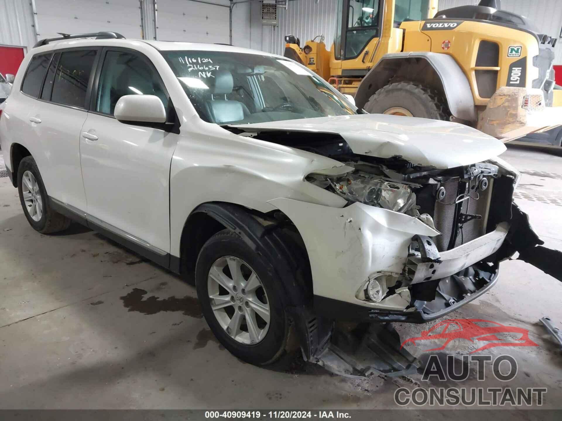 TOYOTA HIGHLANDER 2013 - 5TDBK3EH9DS185817