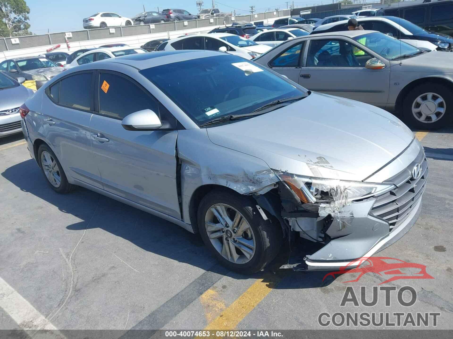 HYUNDAI ELANTRA 2020 - KMHD84LF3LU034749