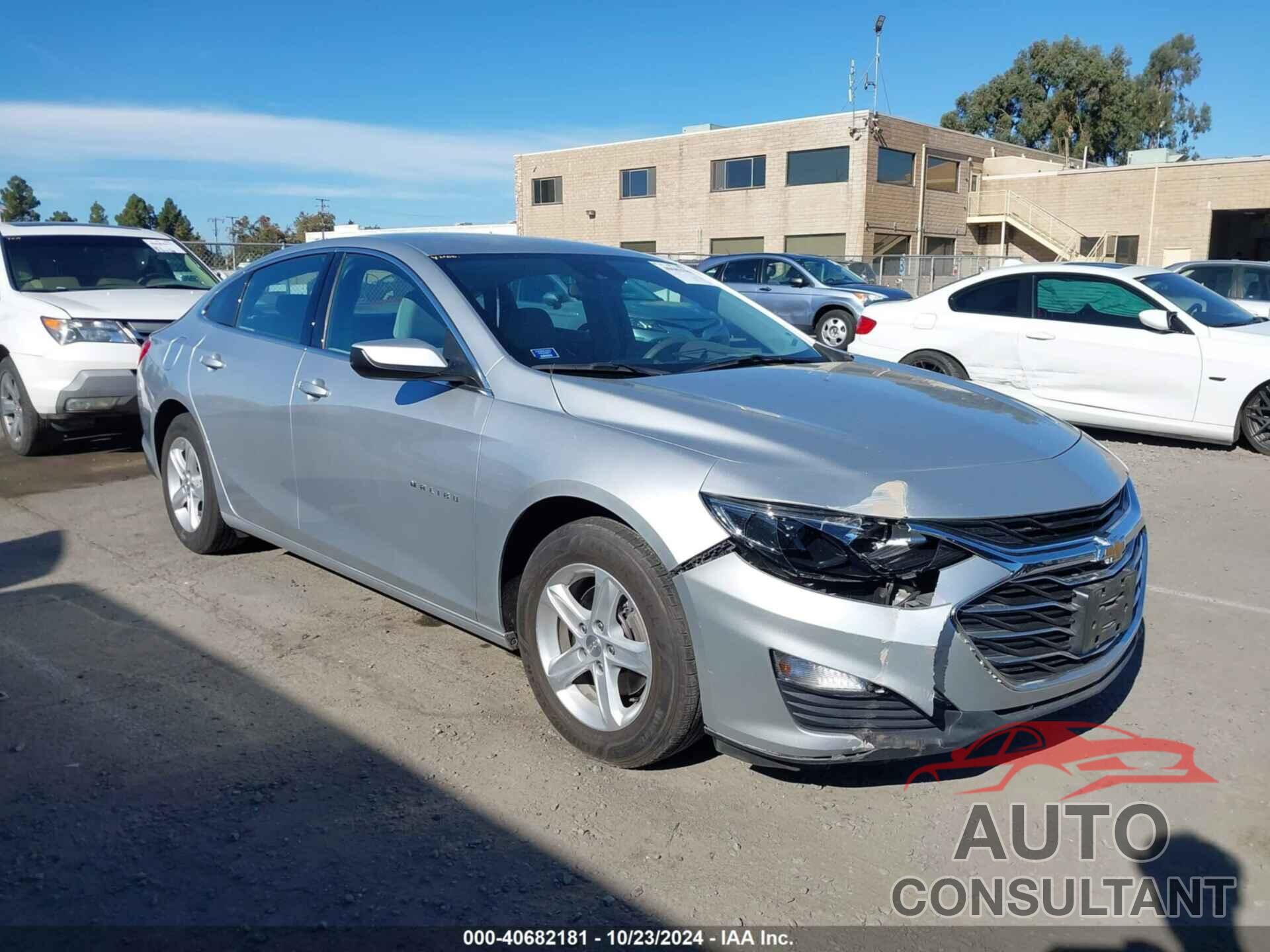 CHEVROLET MALIBU 2020 - 1G1ZC5ST3LF108397