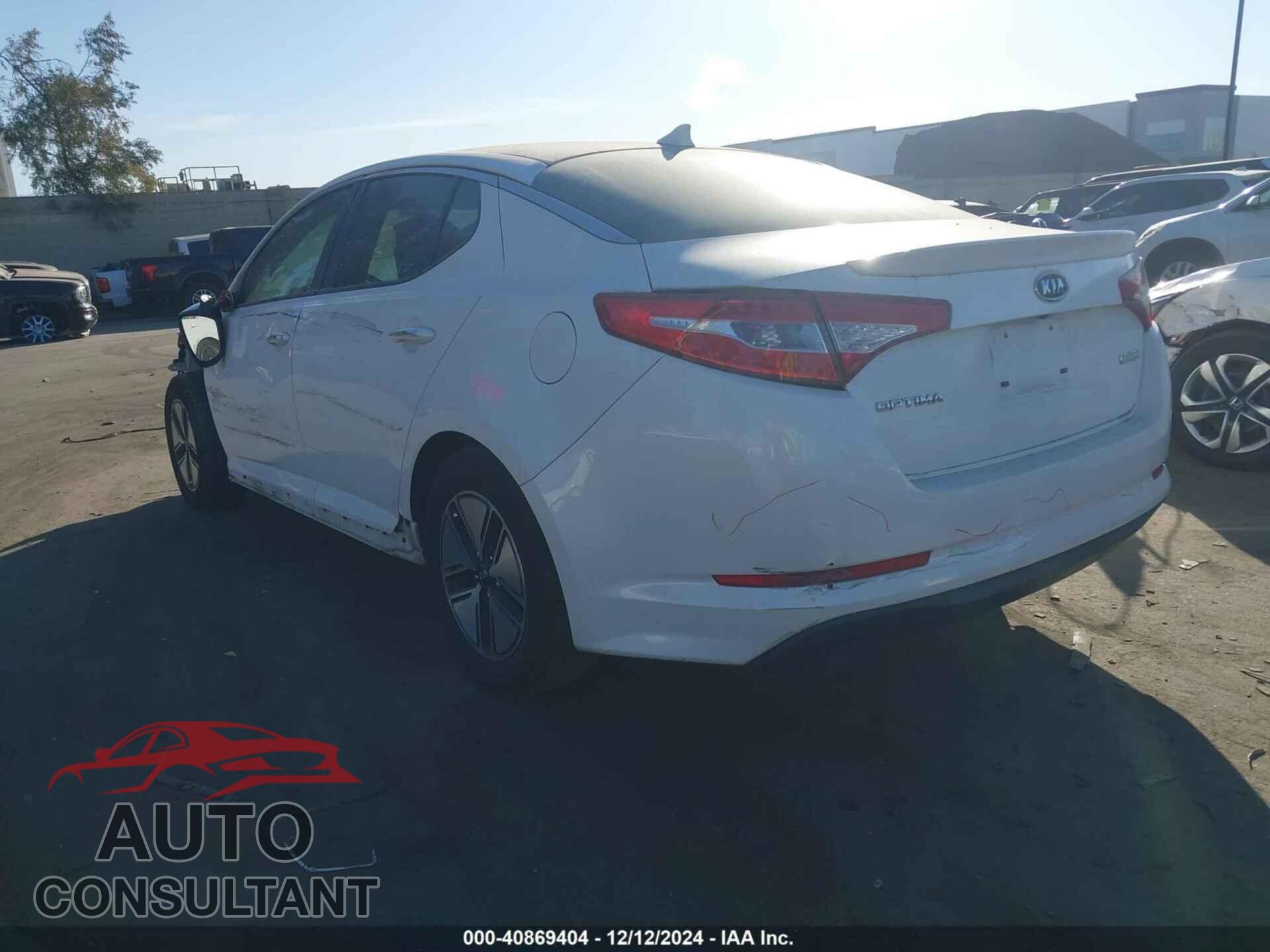 KIA OPTIMA 2011 - KNAGM4AD2B5008065