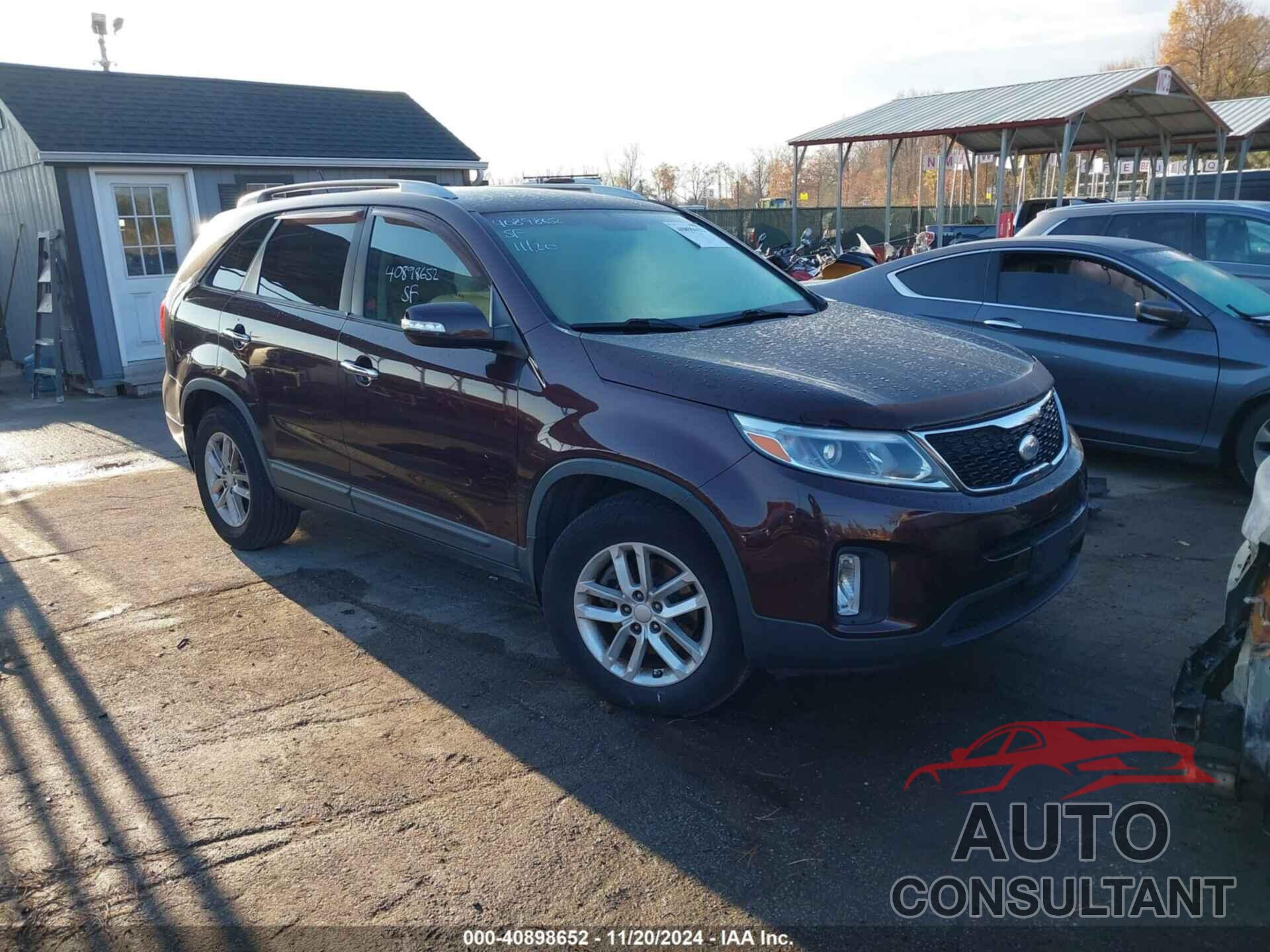 KIA SORENTO 2015 - 5XYKT3A67FG554515